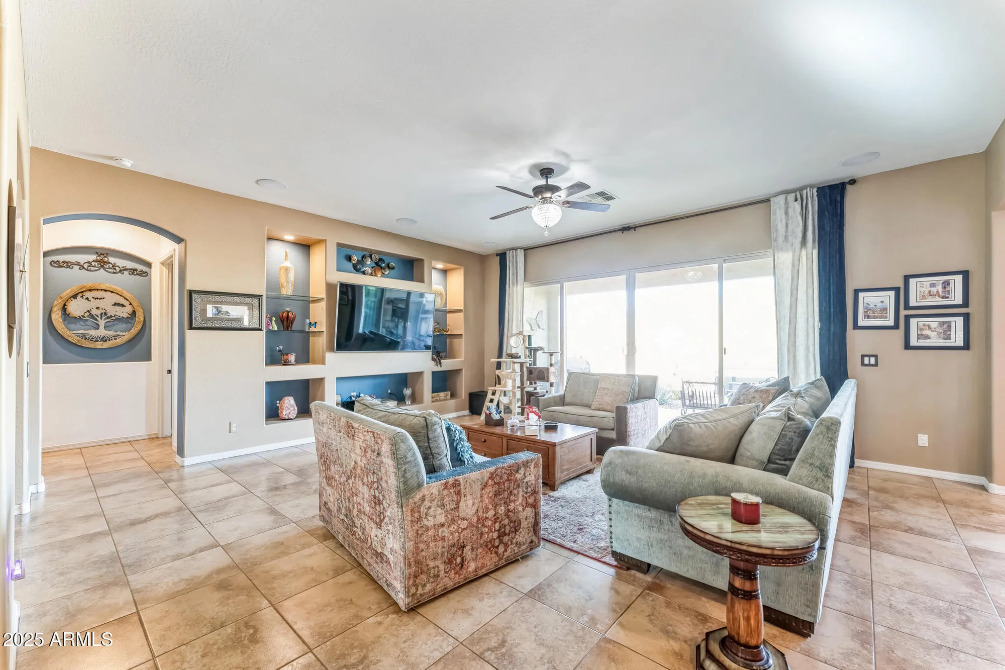 Property Slideshow image 7 of 35 | 7848 w willow way, Florence, AZ, 85132