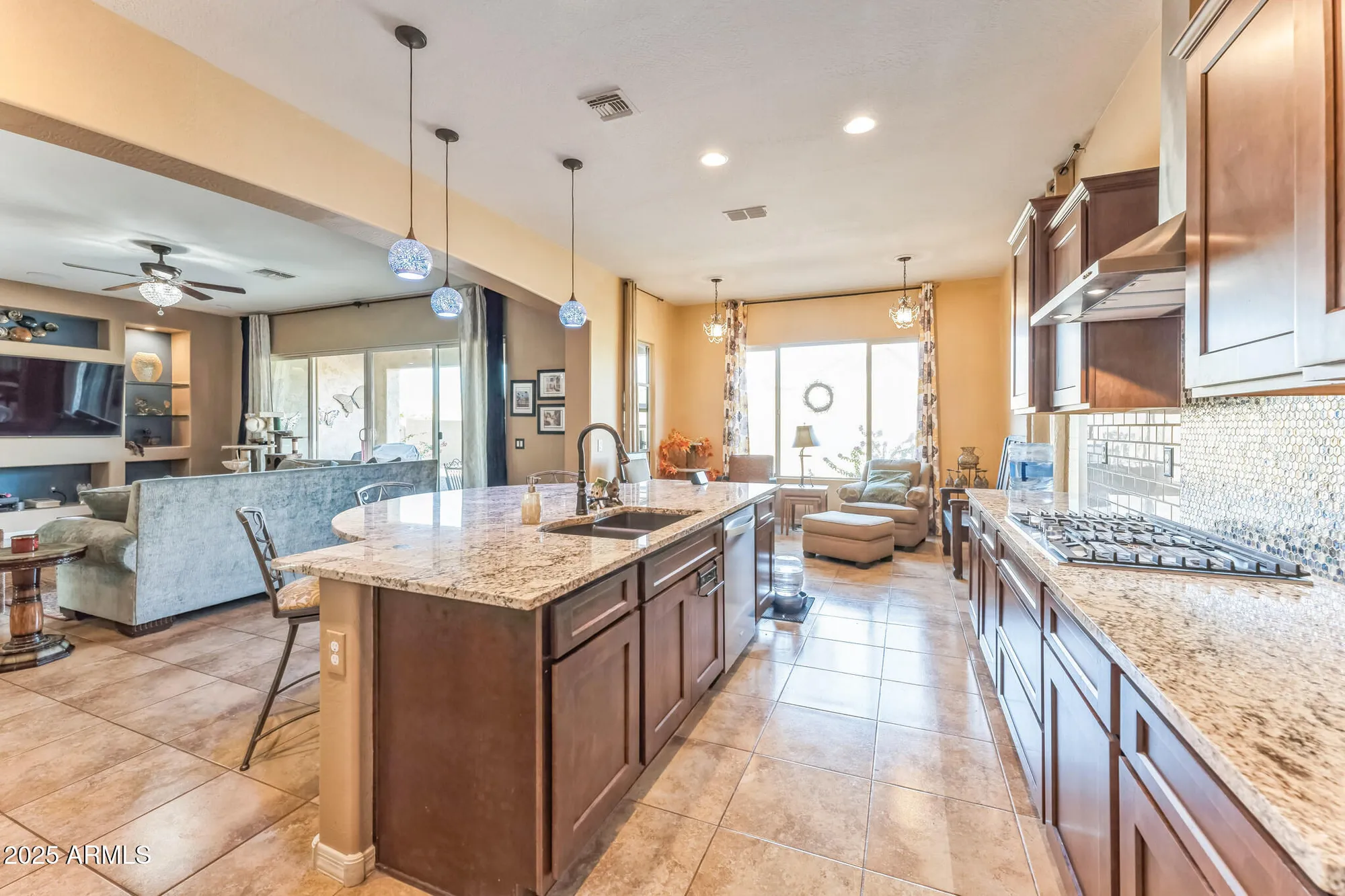 Property Slideshow image 9 of 35 | 7848 w willow way, Florence, AZ, 85132