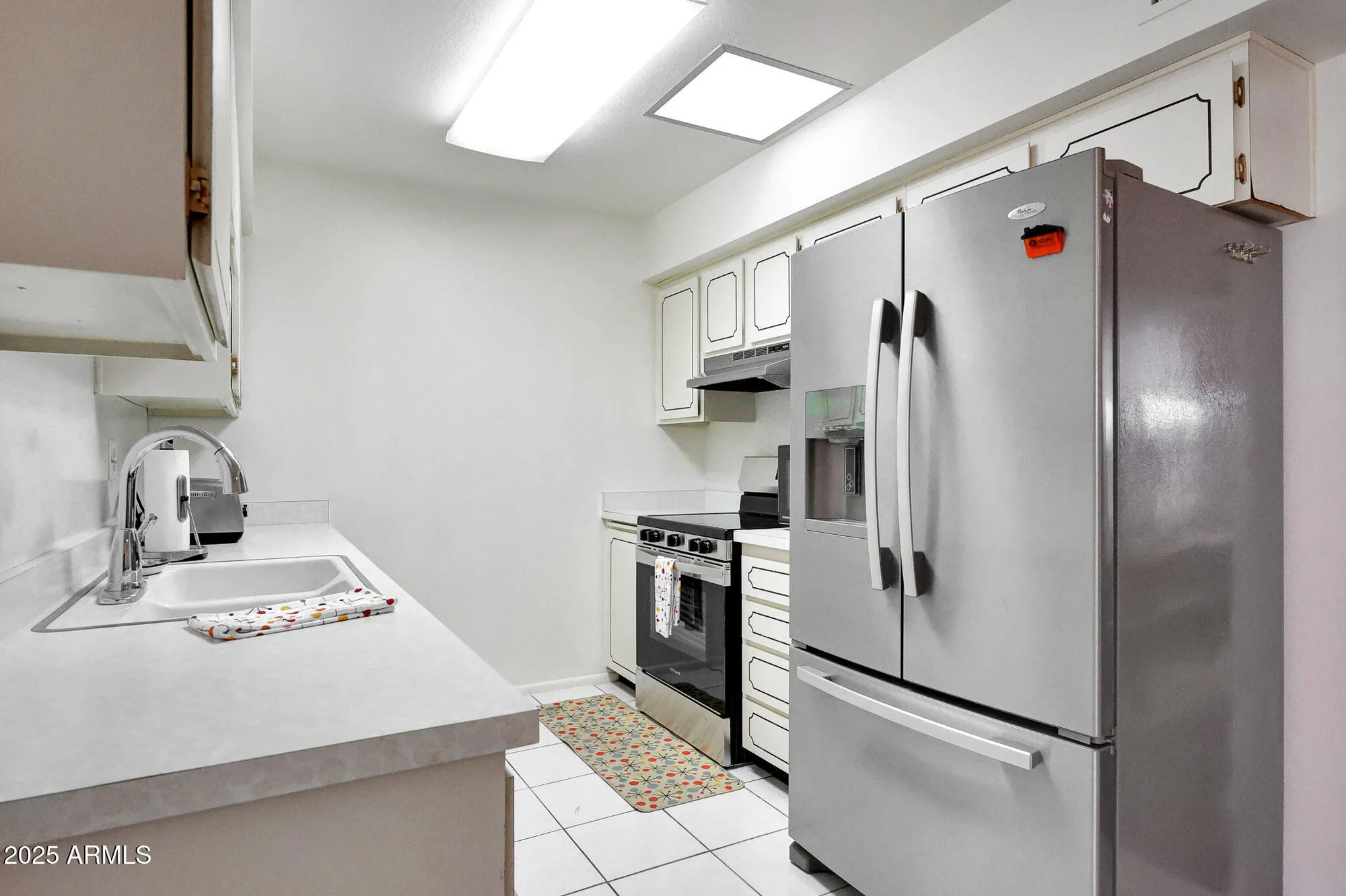 Property Slideshow image 10 of 24 | 9935 w thunderbird blvd, Sun City, AZ, 85351