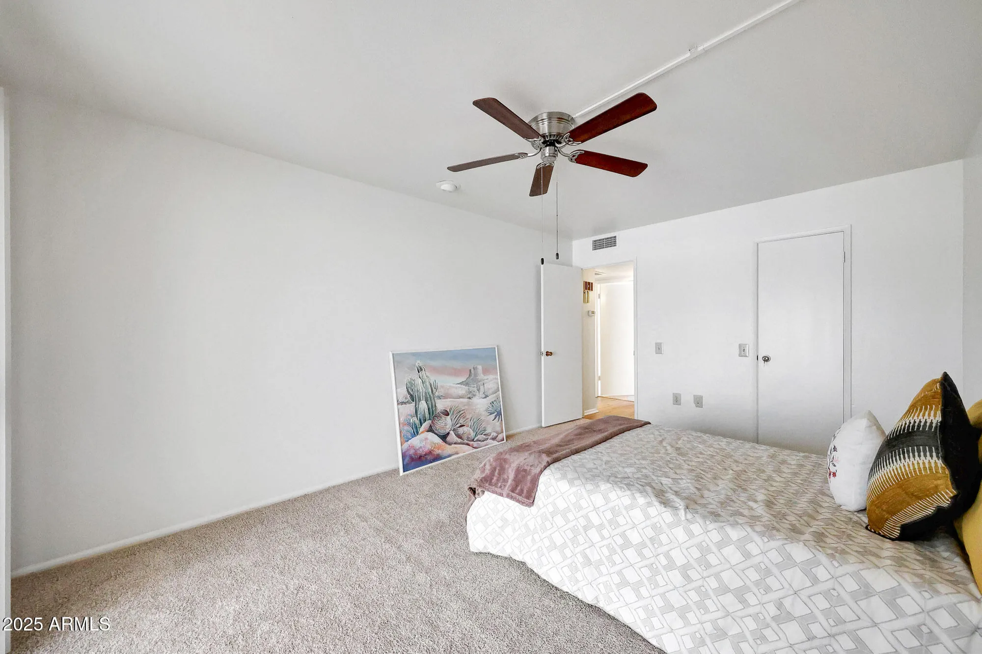 Property Slideshow image 15 of 24 | 9935 w thunderbird blvd, Sun City, AZ, 85351