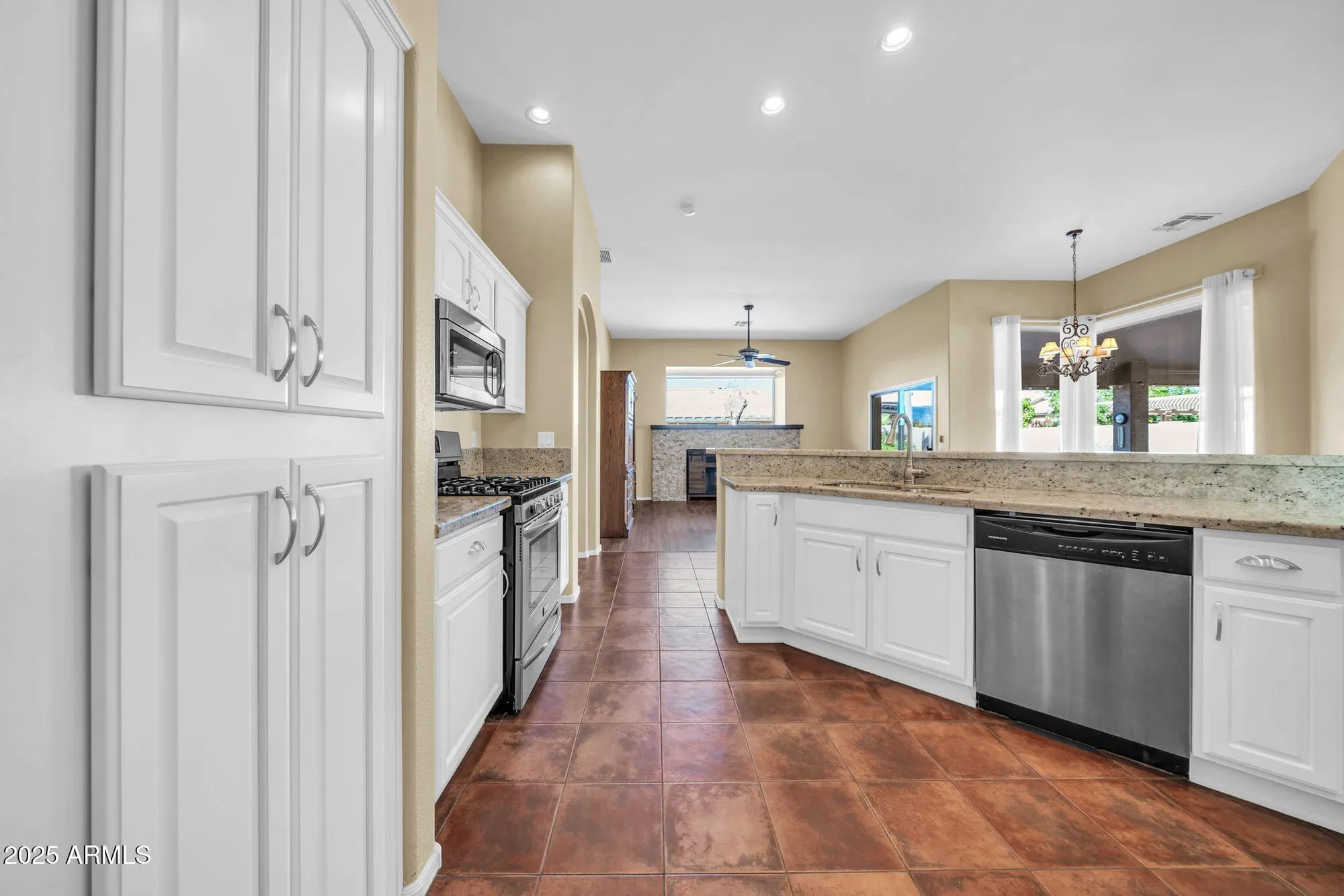 Property Slideshow image 18 of 79 | 2970 n 151st ln, Goodyear, AZ, 85395