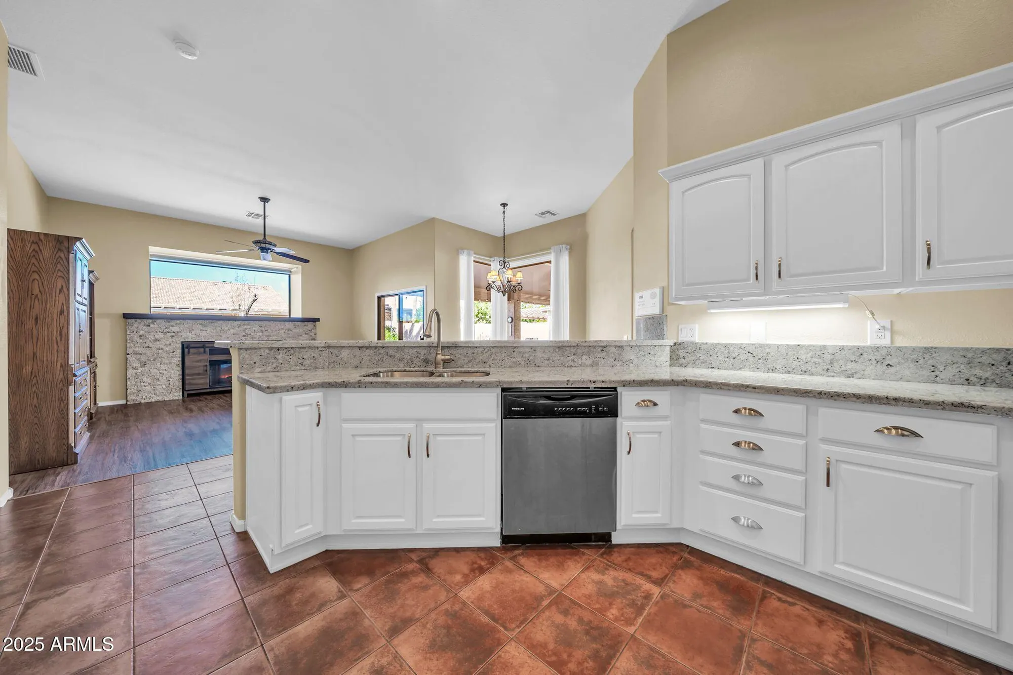 Property Slideshow image 20 of 79 | 2970 n 151st ln, Goodyear, AZ, 85395