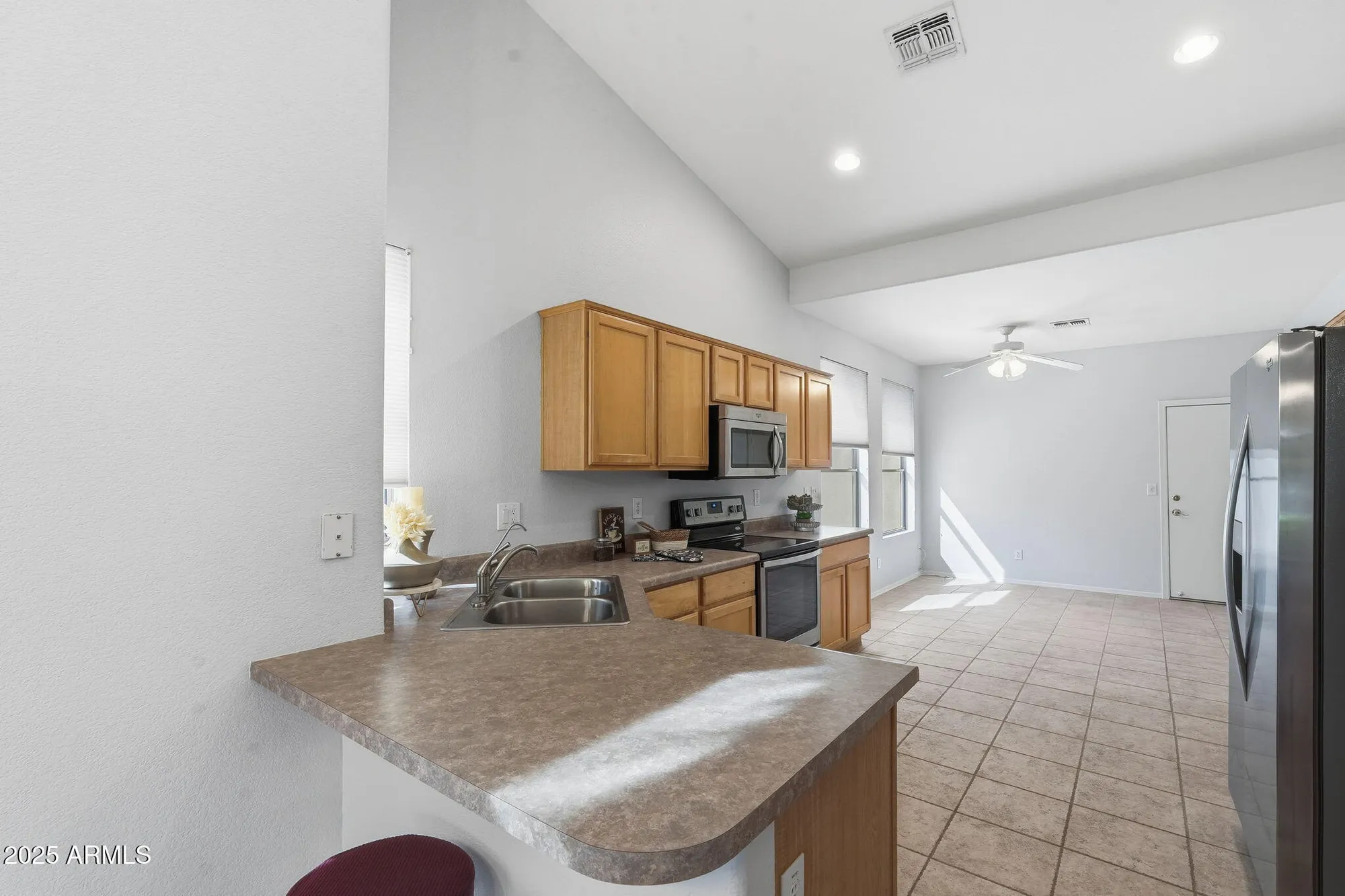 Property Slideshow image 8 of 26 | 9635 e rocky lake dr, Sun Lakes, AZ, 85248