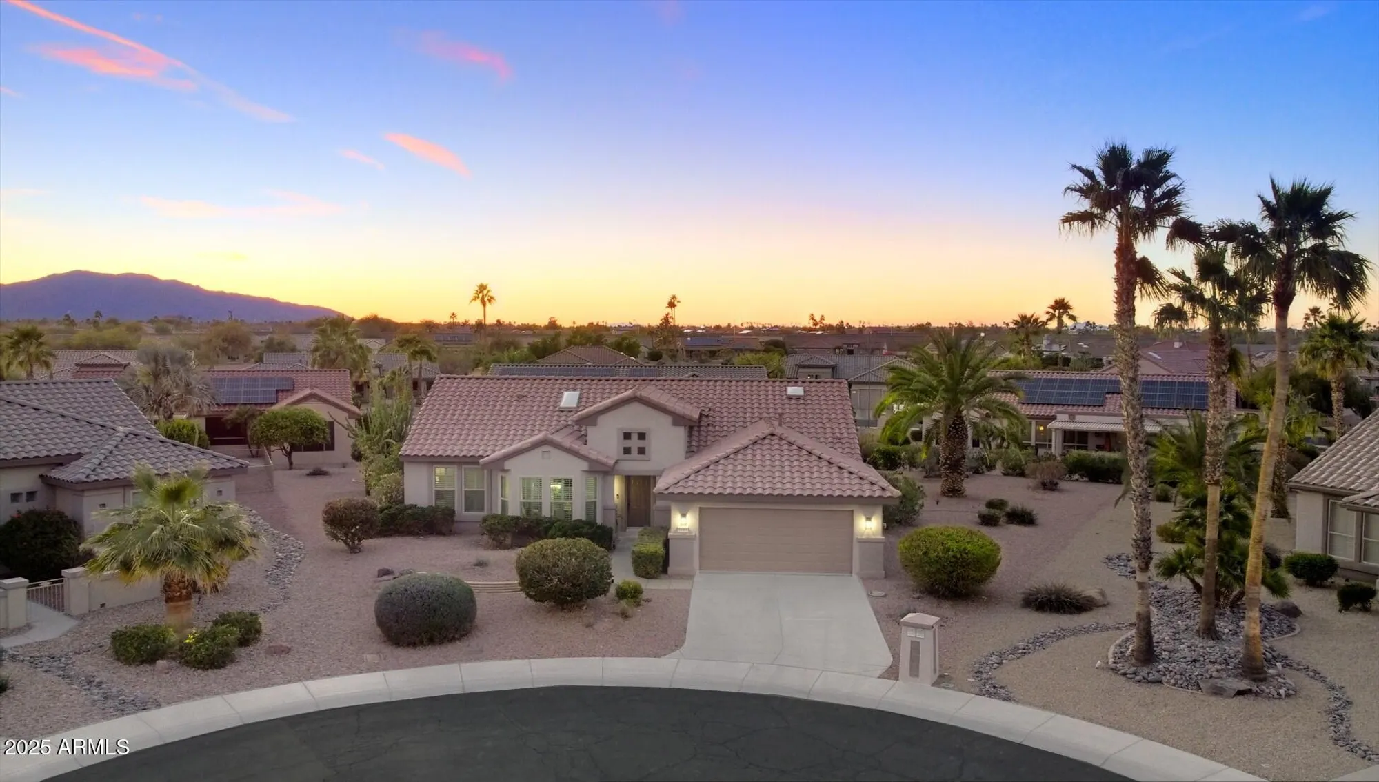 Property Slideshow image 1 of 52 | 16464 w una noche ct, Surprise, AZ, 85374