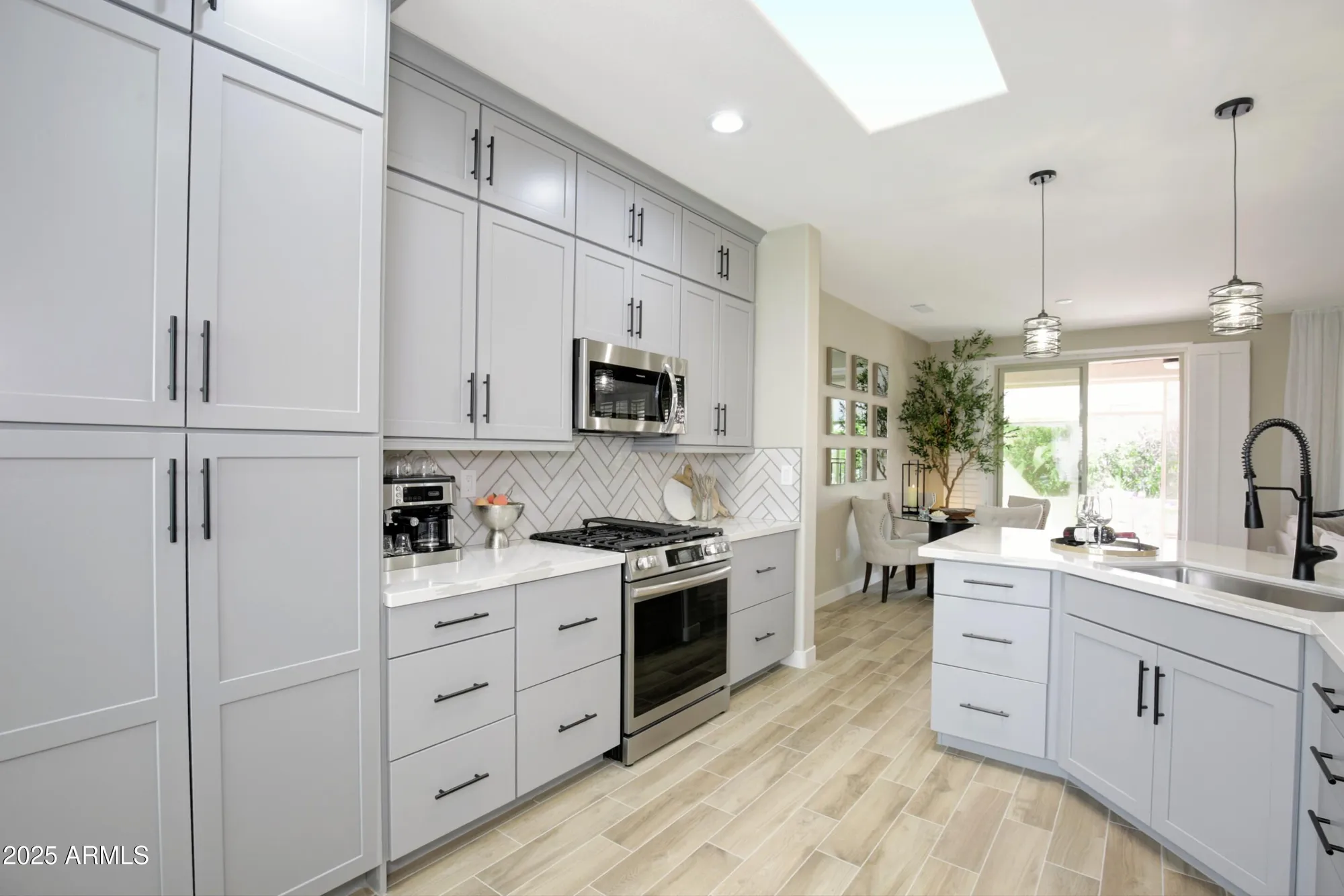 Property Slideshow image 18 of 52 | 16464 w una noche ct, Surprise, AZ, 85374