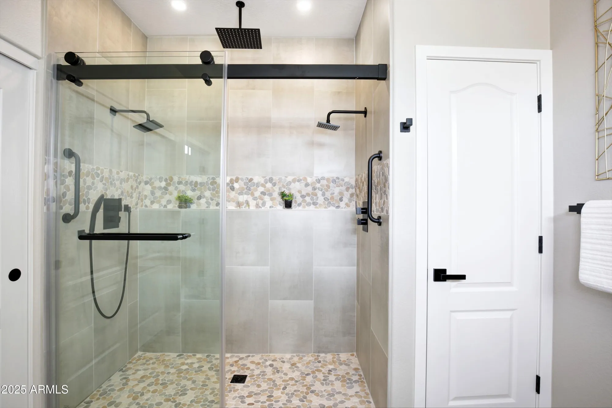 Property Slideshow image 29 of 52 | 16464 w una noche ct, Surprise, AZ, 85374