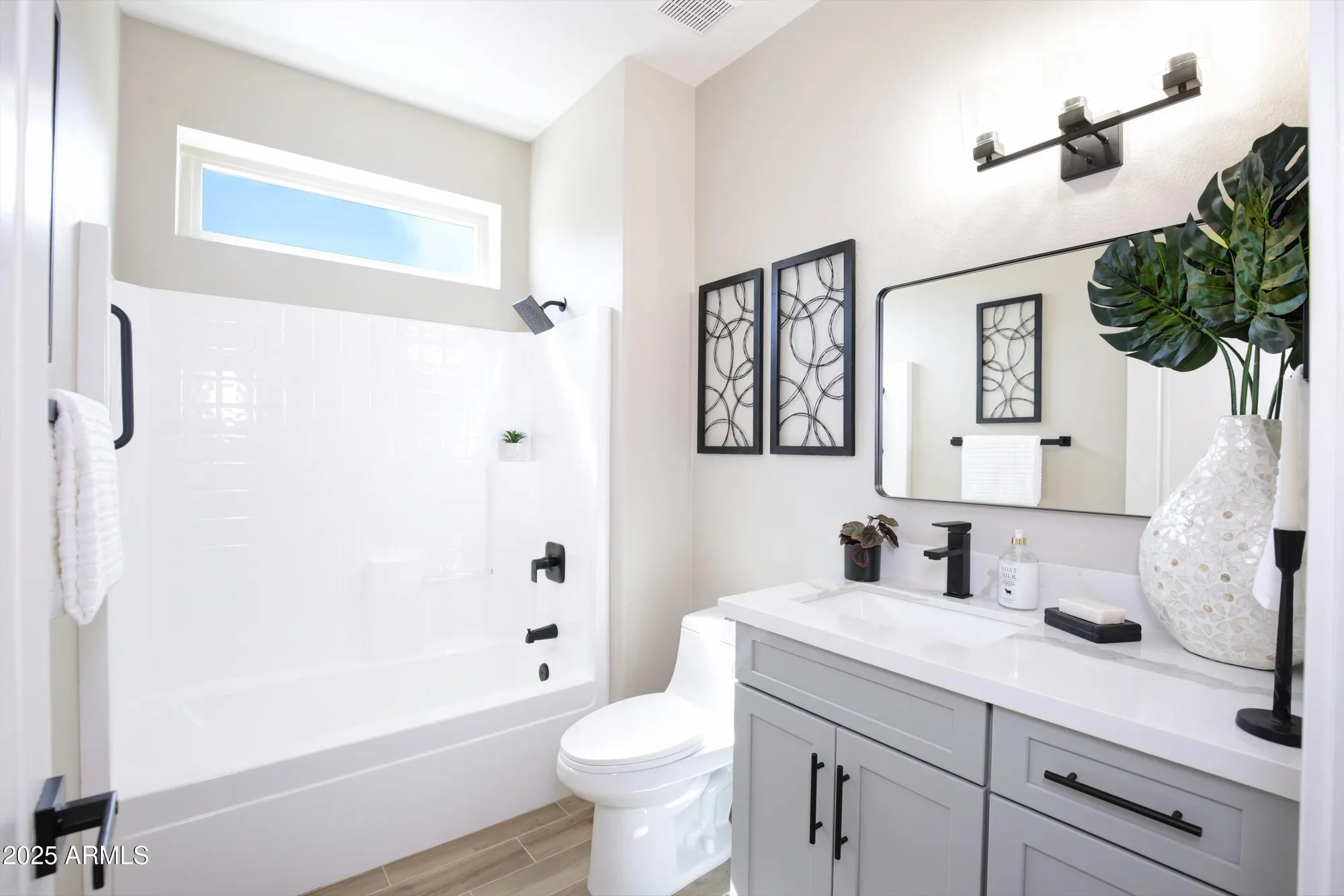 Property Slideshow image 36 of 52 | 16464 w una noche ct, Surprise, AZ, 85374