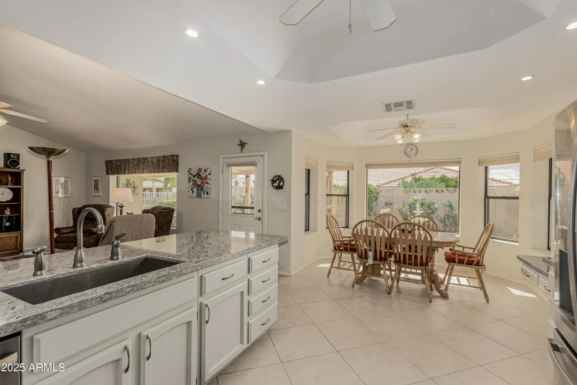 Property Slideshow image 2 of 27 | 7811 e navarro ave, Mesa, AZ, 85209