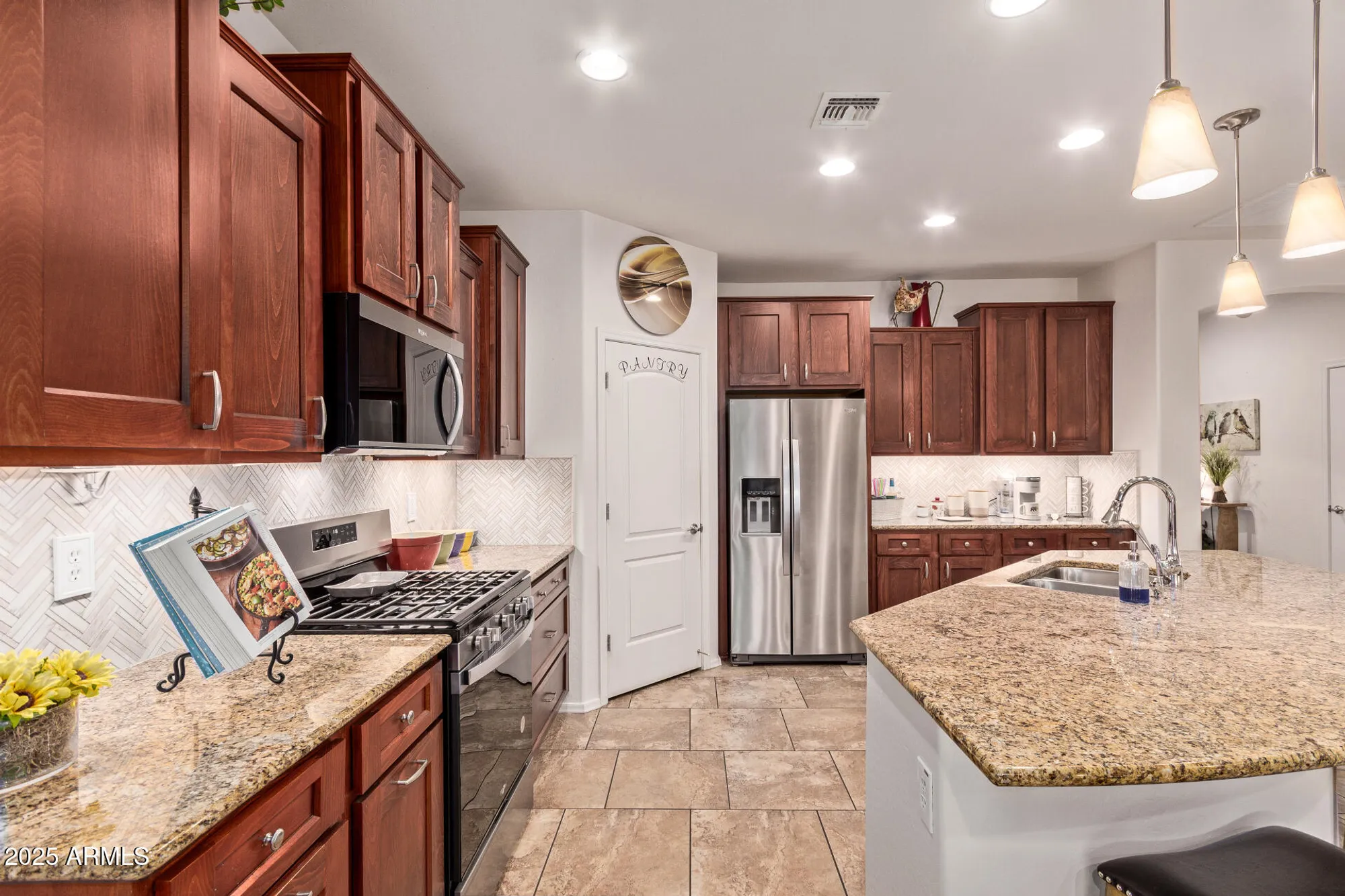 Property Slideshow image 24 of 93 | 7161 w noble prairie way, Florence, AZ, 85132