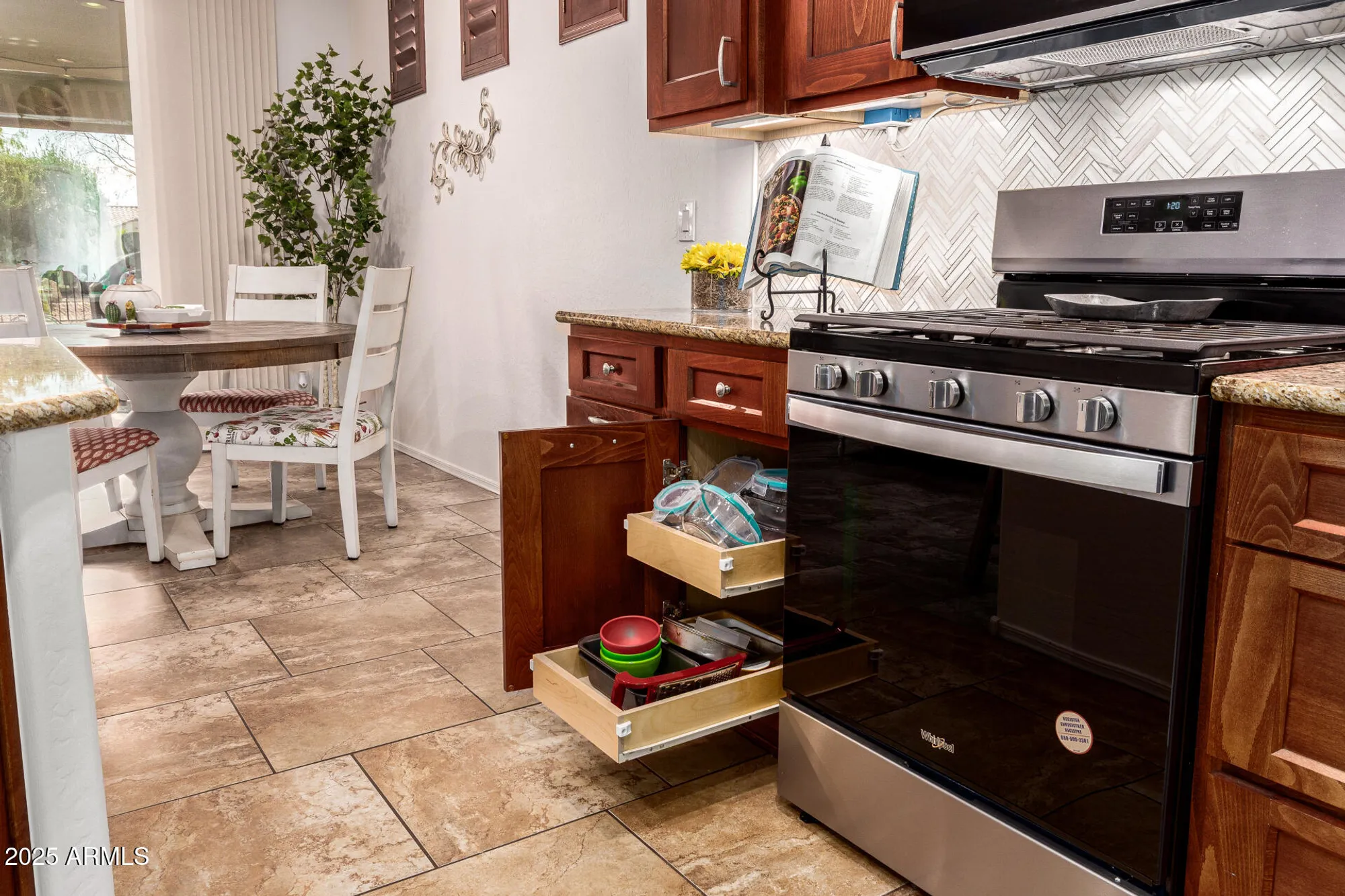 Property Slideshow image 25 of 93 | 7161 w noble prairie way, Florence, AZ, 85132