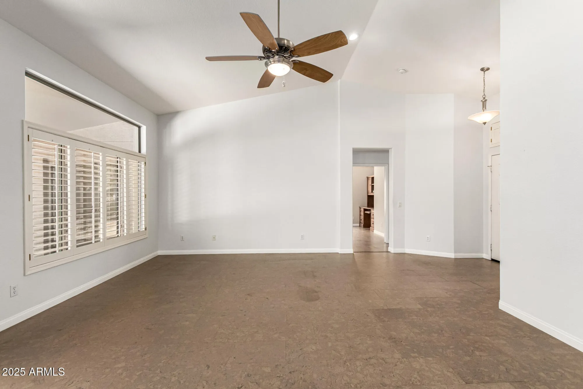 Property Slideshow image 9 of 47 | 4083 n 161st ln, Goodyear, AZ, 85395