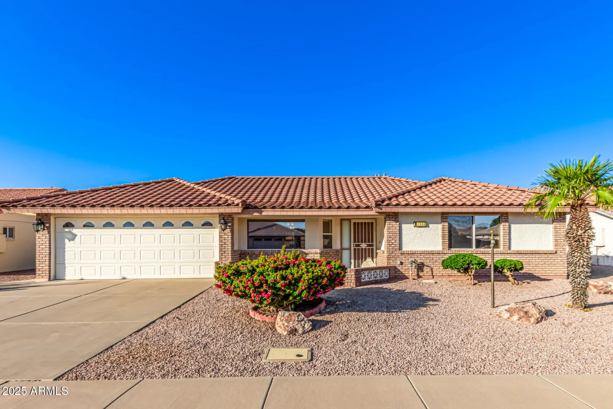 Property Slideshow image 2 of 34 | 11548 e kiva ave, Mesa, AZ, 85209