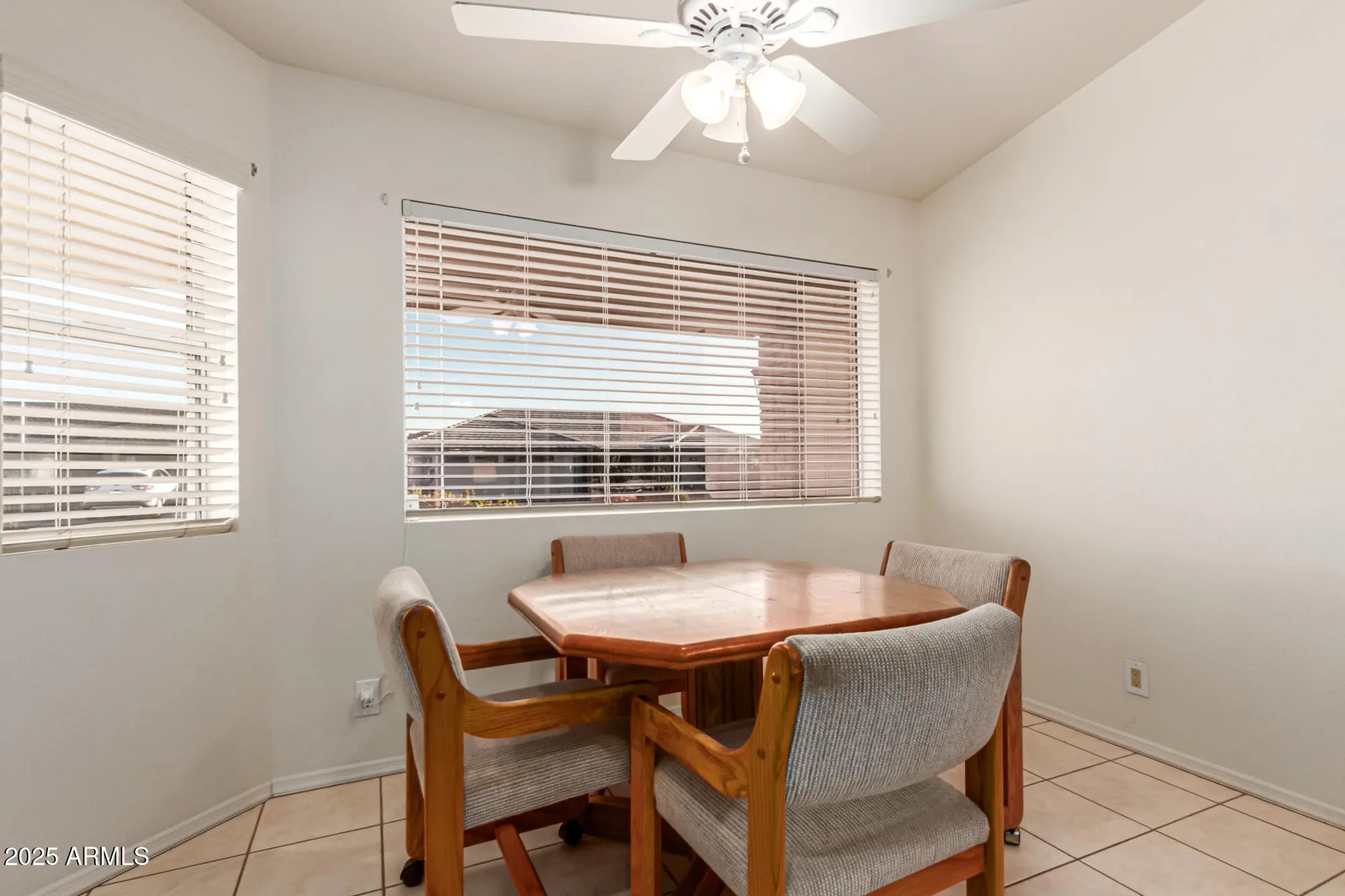 Property Slideshow image 15 of 34 | 11548 e kiva ave, Mesa, AZ, 85209