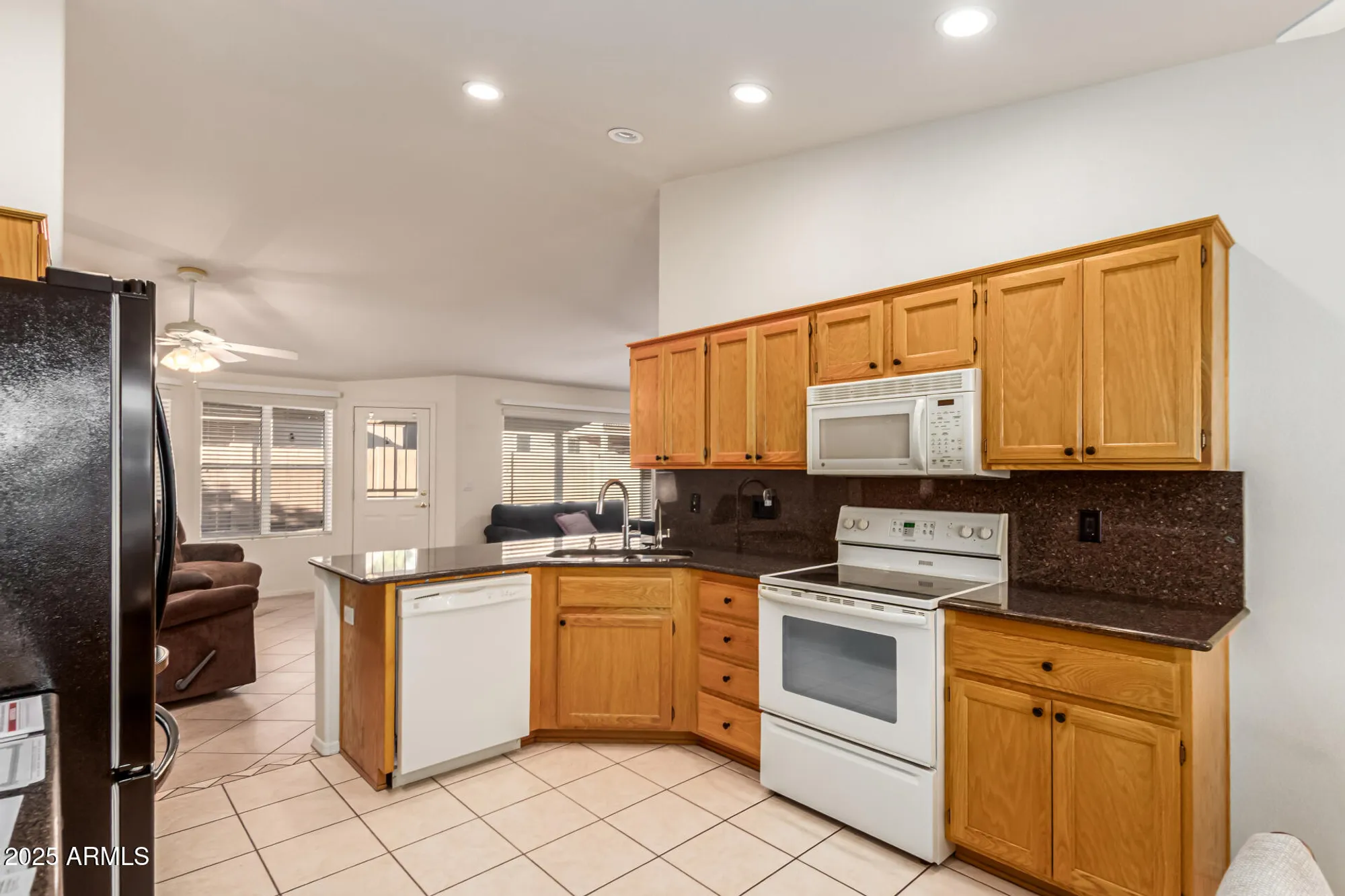 Property Slideshow image 13 of 34 | 11548 e kiva ave, Mesa, AZ, 85209