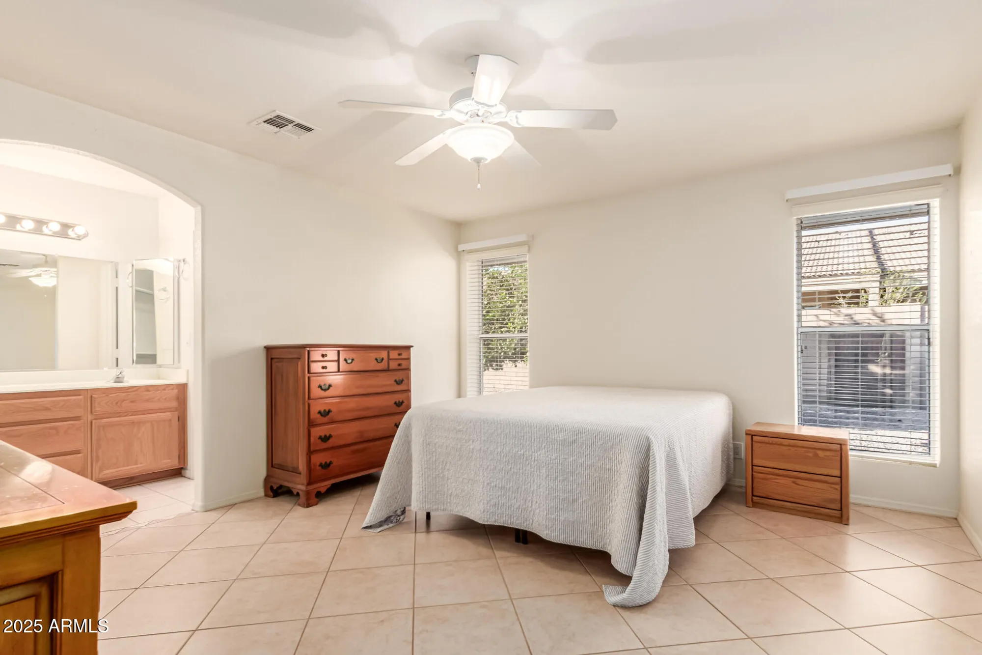 Property Slideshow image 16 of 34 | 11548 e kiva ave, Mesa, AZ, 85209