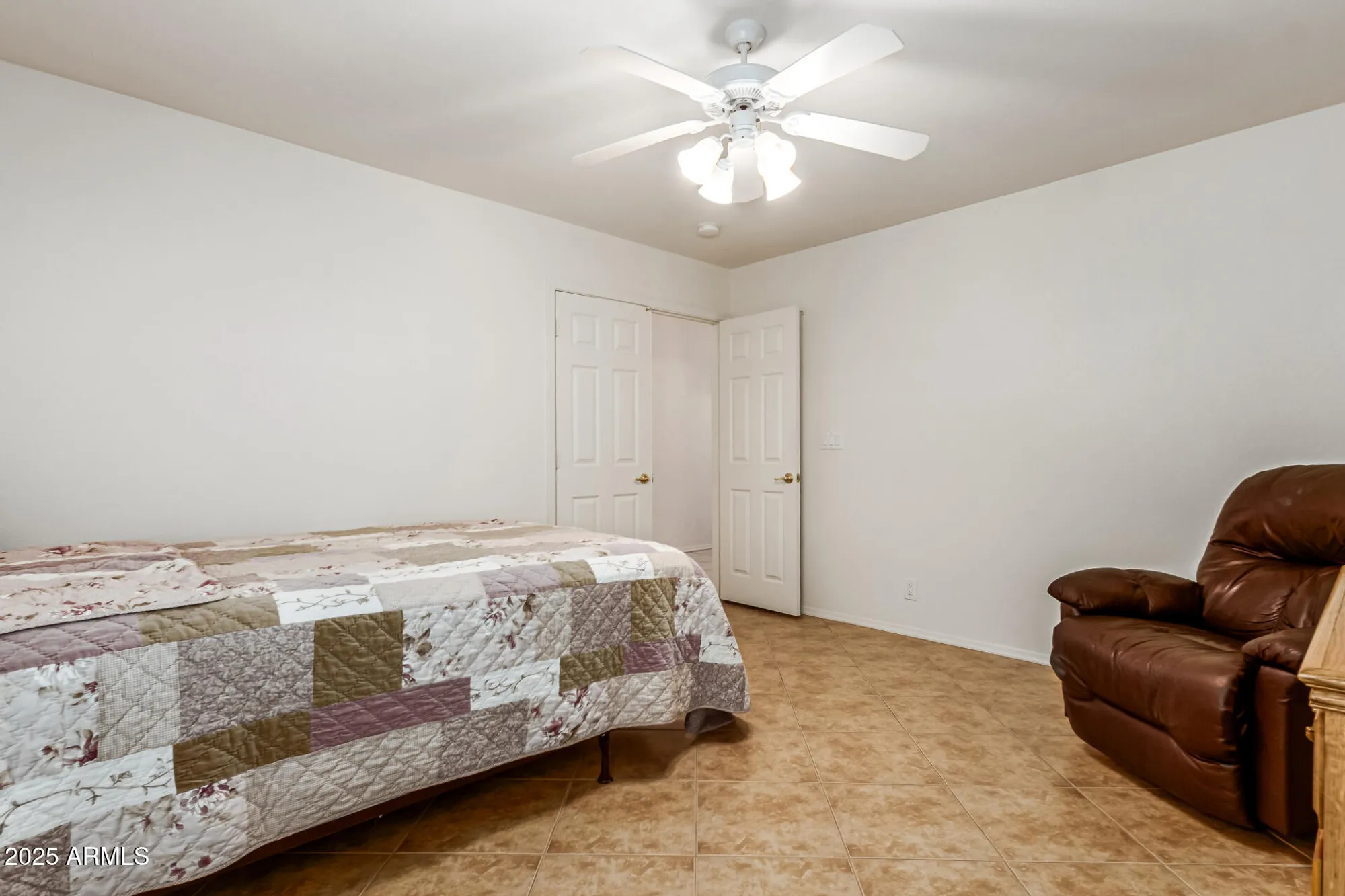 Property Slideshow image 25 of 34 | 11548 e kiva ave, Mesa, AZ, 85209
