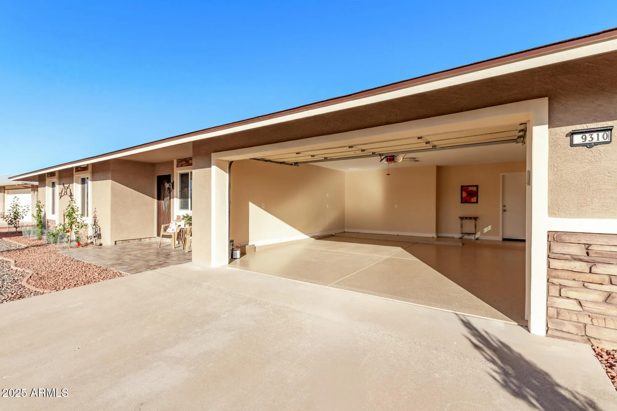 Property Slideshow image 32 of 34 | 9310 w cedar hill cir, Sun City, AZ, 85351