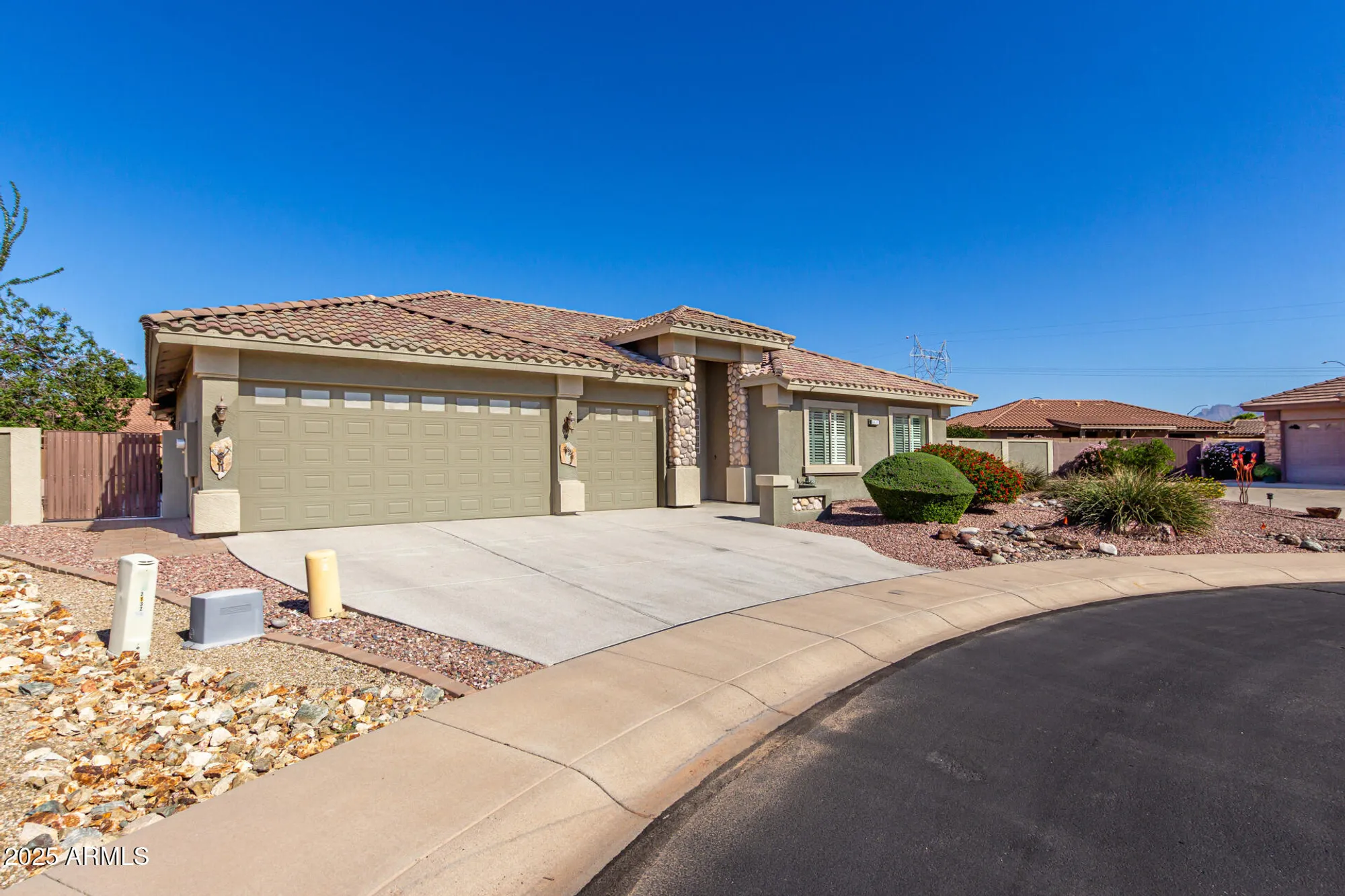 Property Slideshow image 46 of 61 | 2826 s cherrywood cir, Mesa, AZ, 85212