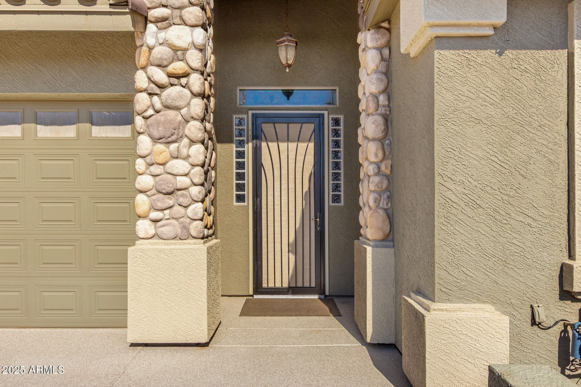 Property Slideshow image 5 of 61 | 2826 s cherrywood cir, Mesa, AZ, 85212