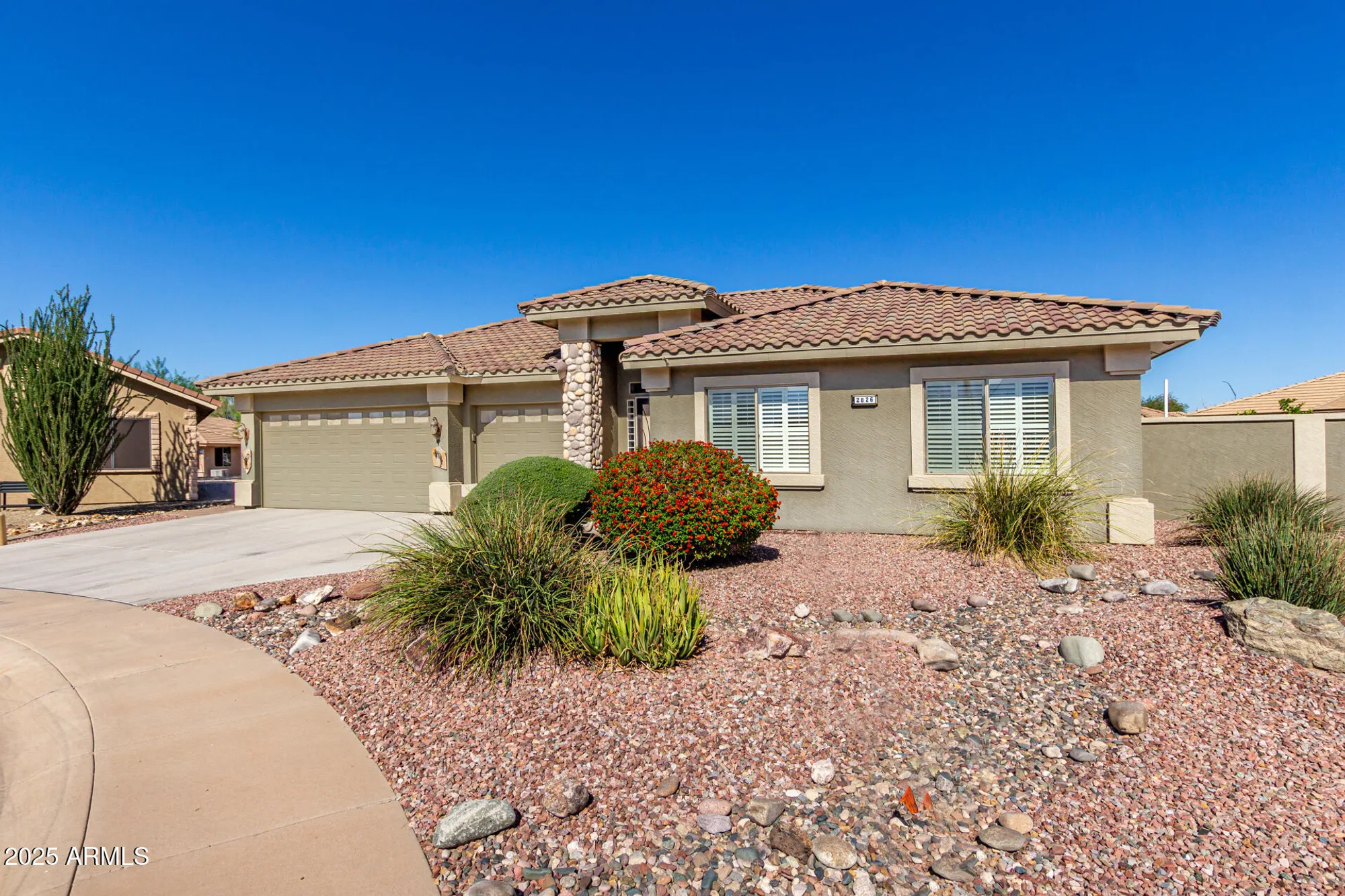 Property Slideshow image 4 of 61 | 2826 s cherrywood cir, Mesa, AZ, 85212