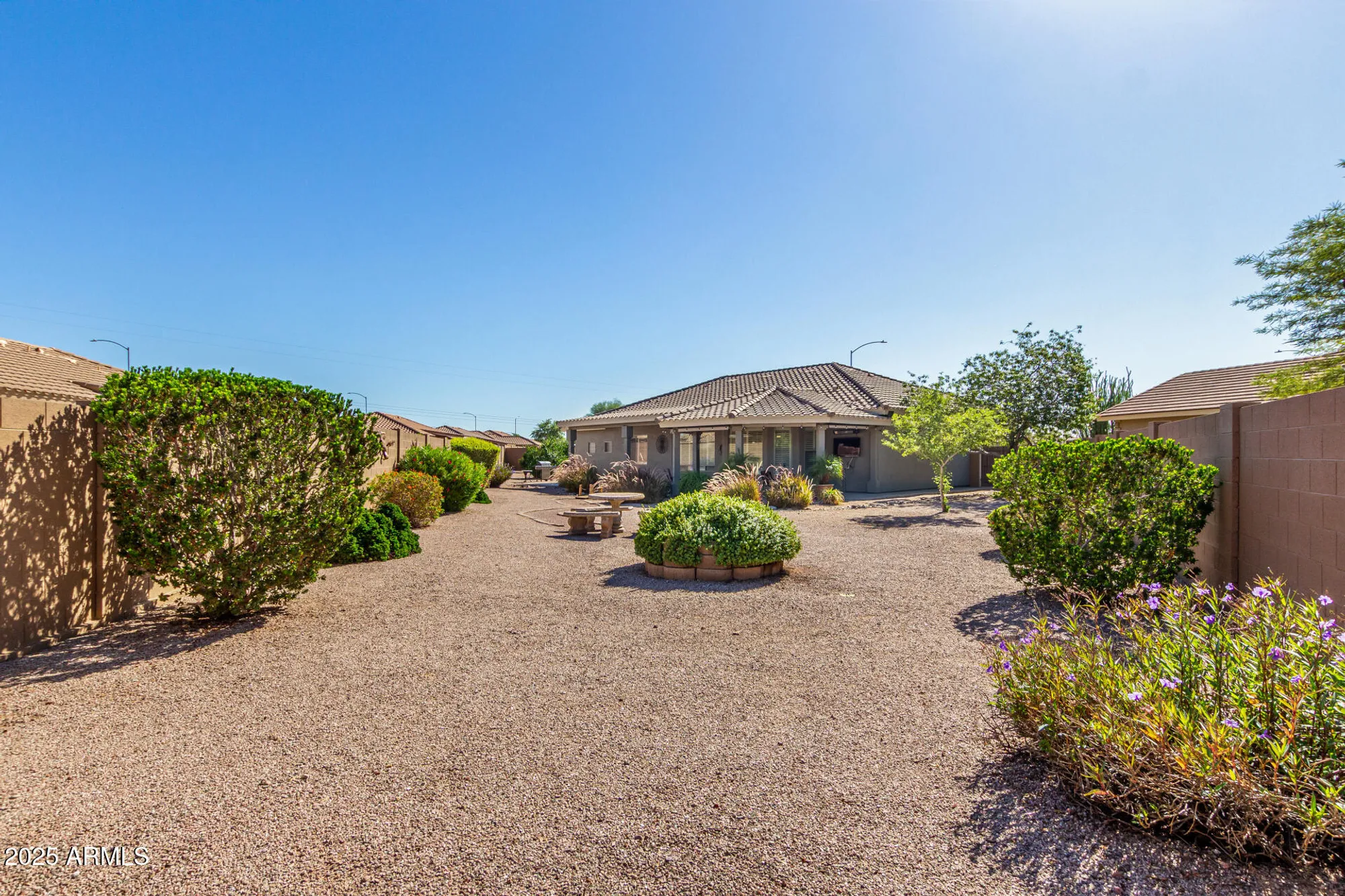 Property Slideshow image 38 of 61 | 2826 s cherrywood cir, Mesa, AZ, 85212