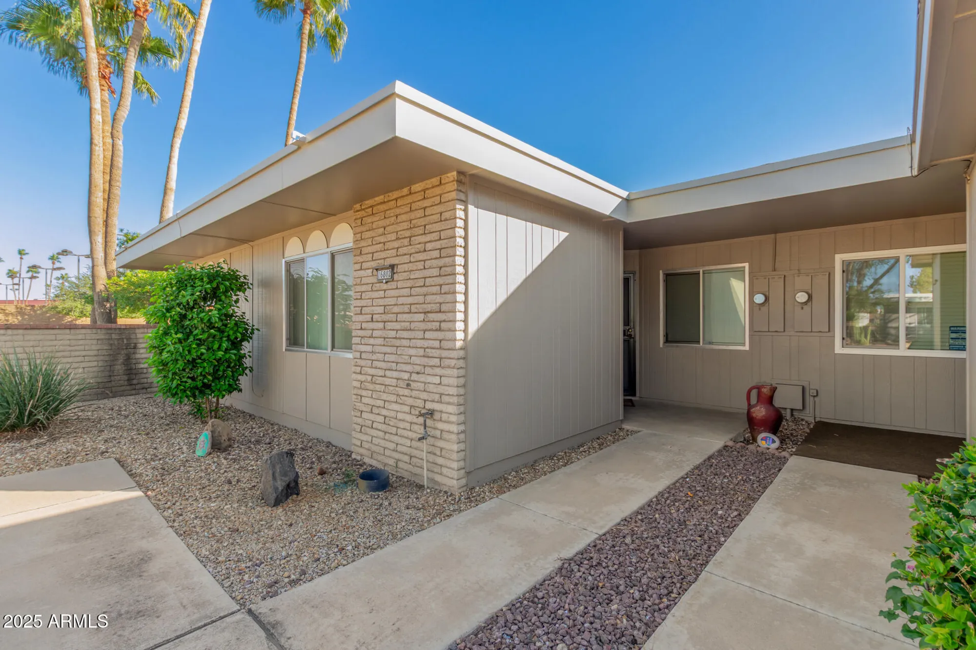 Property Slideshow image 3 of 43 | 16802 n boswell blvd, Sun City, AZ, 85351