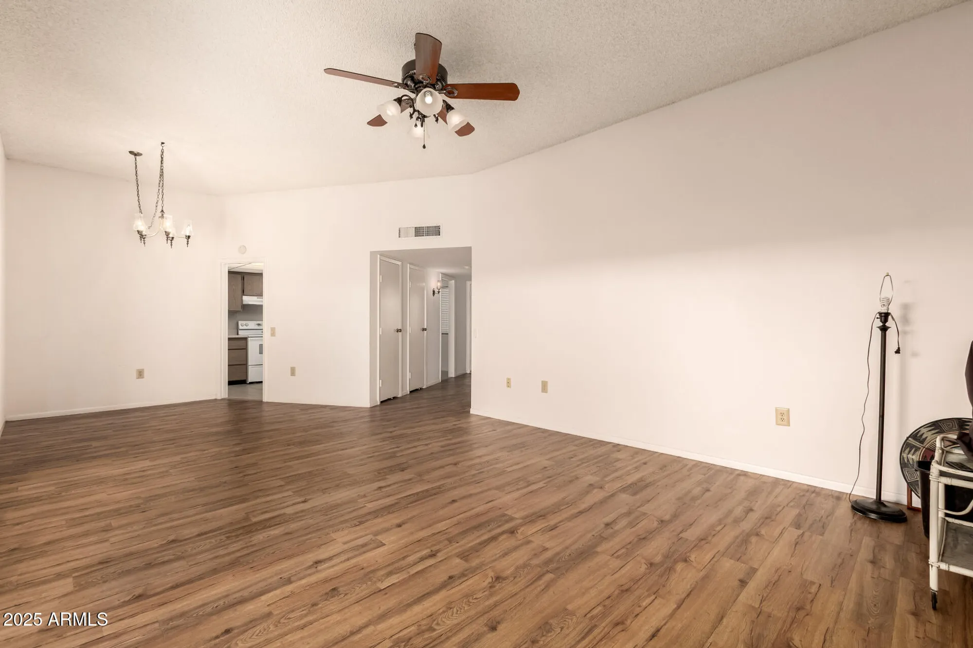 Property Slideshow image 7 of 43 | 16802 n boswell blvd, Sun City, AZ, 85351