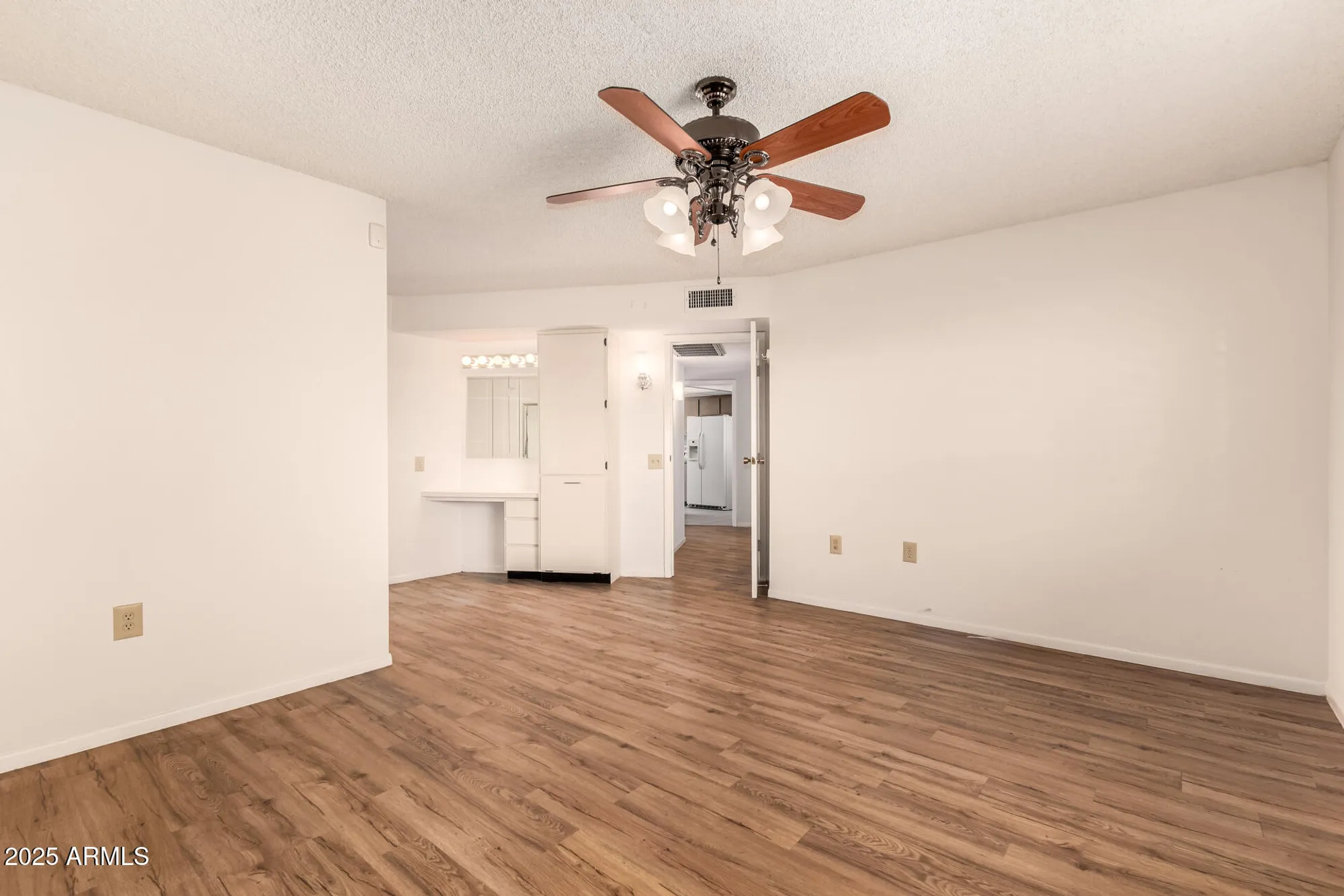 Property Slideshow image 15 of 43 | 16802 n boswell blvd, Sun City, AZ, 85351