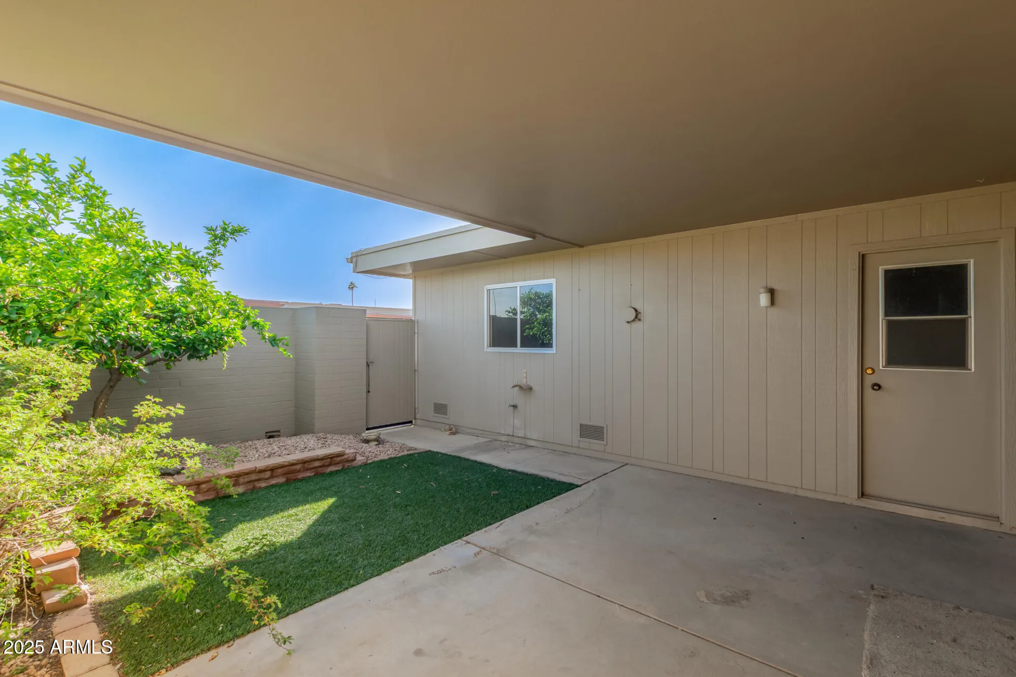 Property Slideshow image 25 of 43 | 16802 n boswell blvd, Sun City, AZ, 85351