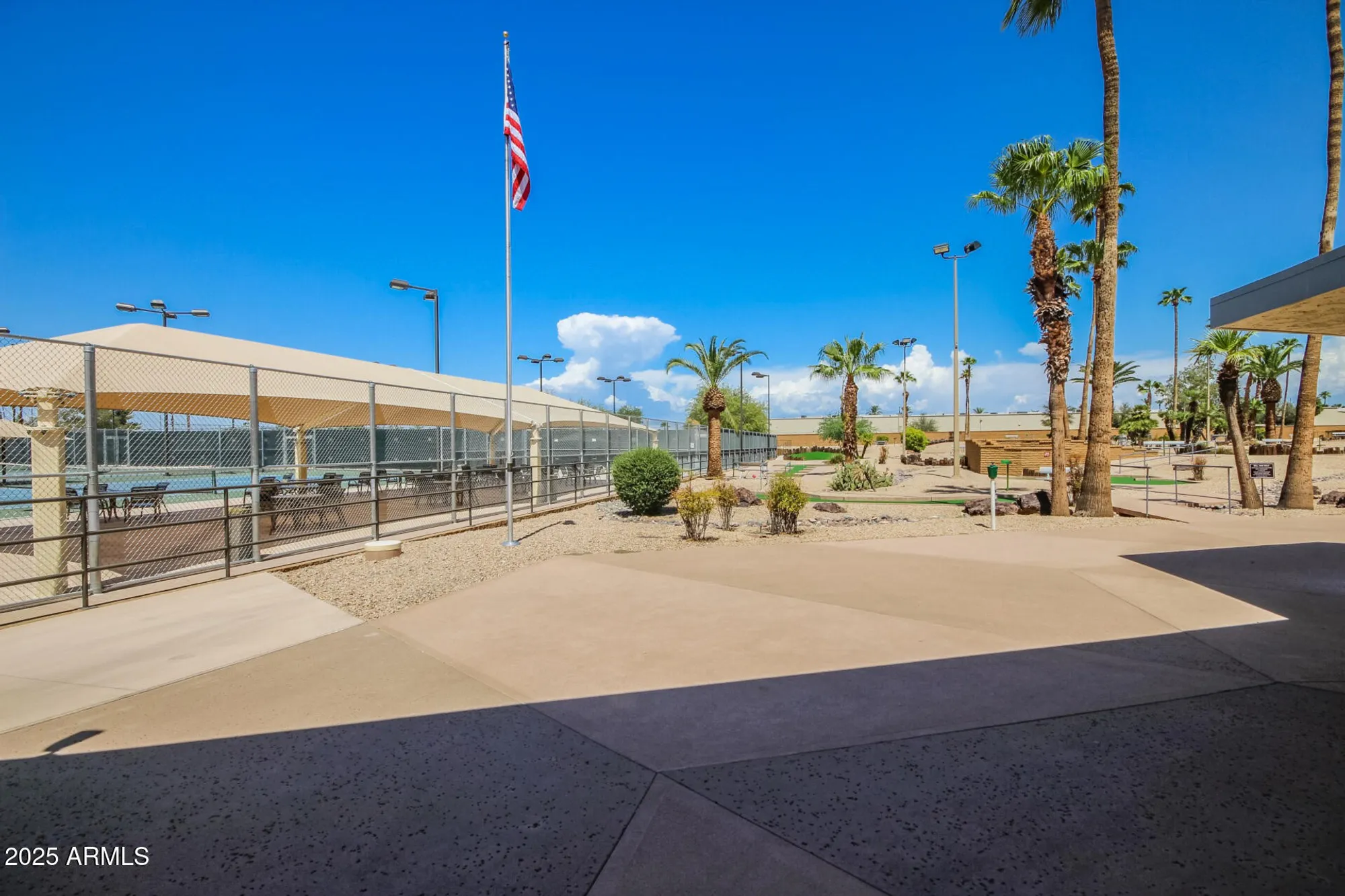 Property Slideshow image 32 of 43 | 16802 n boswell blvd, Sun City, AZ, 85351