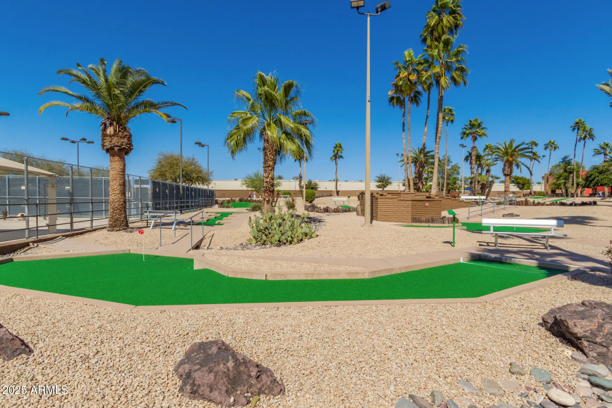 Property Slideshow image 38 of 43 | 16802 n boswell blvd, Sun City, AZ, 85351