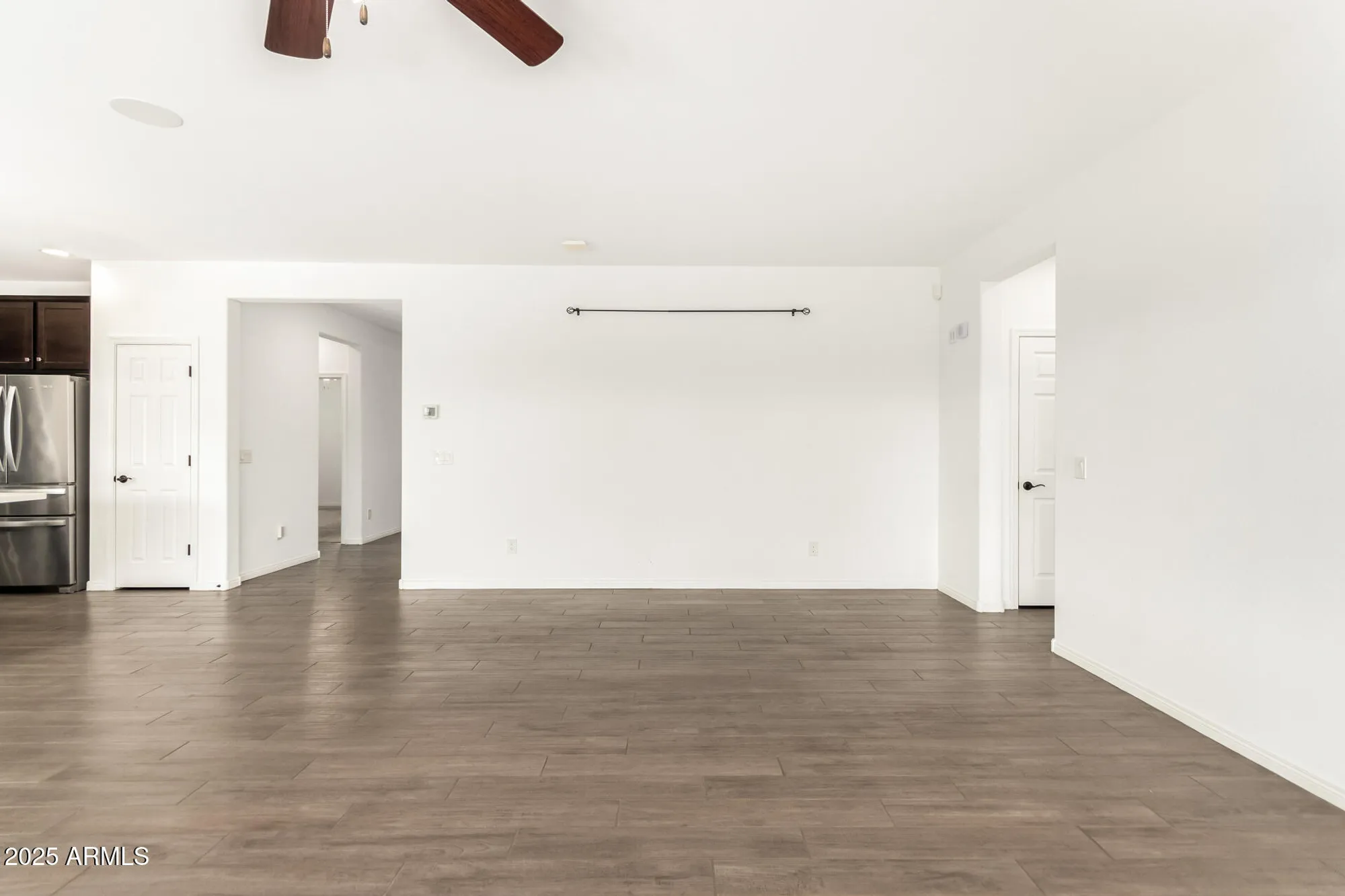 Property Slideshow image 9 of 38 | 17987 w redwood ln, Goodyear, AZ, 85338
