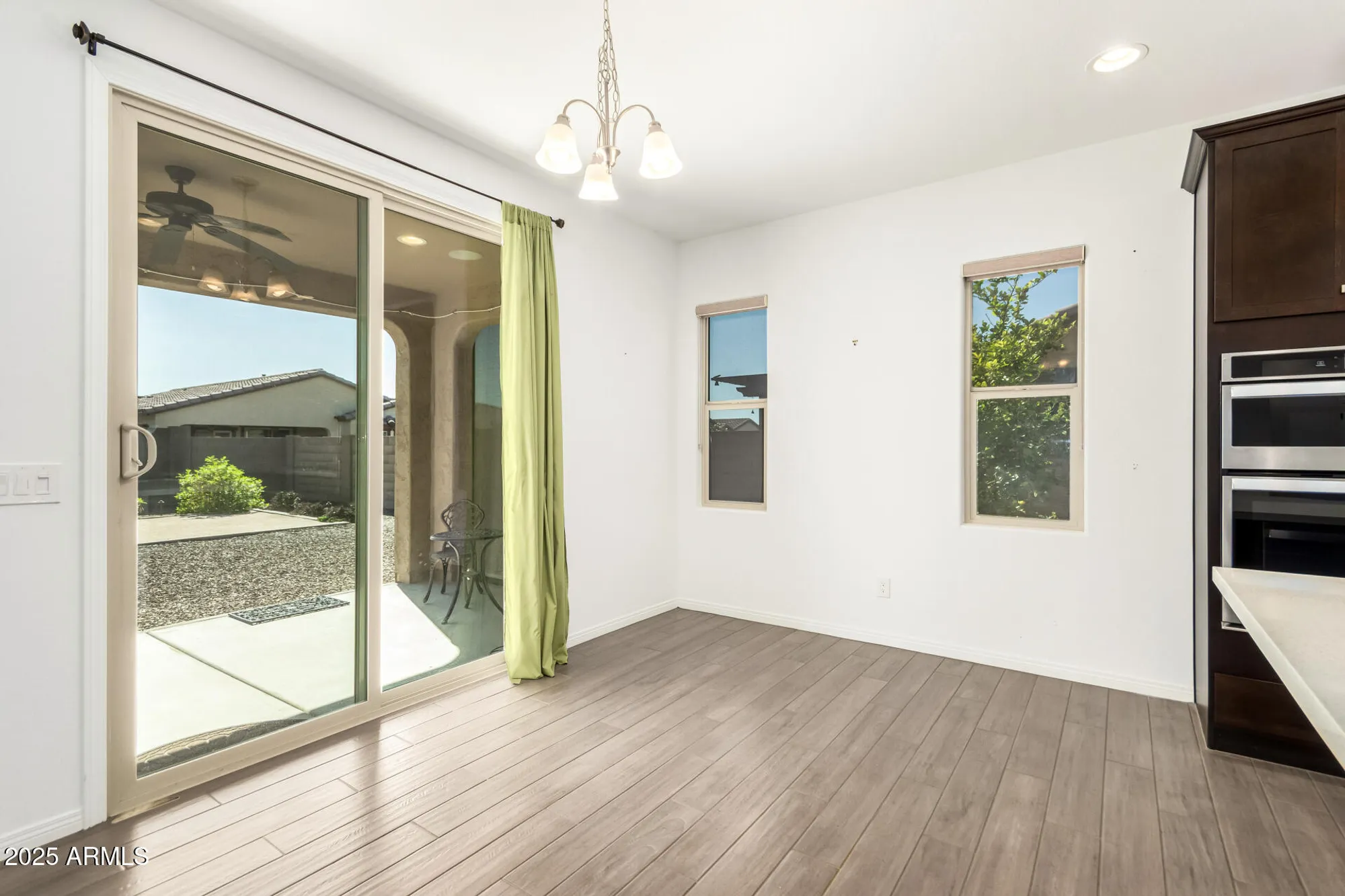 Property Slideshow image 14 of 38 | 17987 w redwood ln, Goodyear, AZ, 85338
