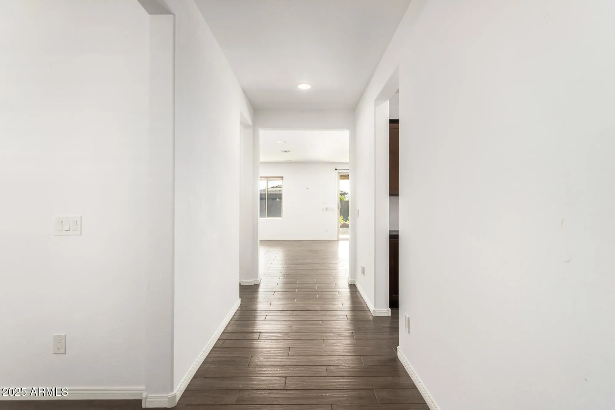 Property Slideshow image 6 of 38 | 17987 w redwood ln, Goodyear, AZ, 85338
