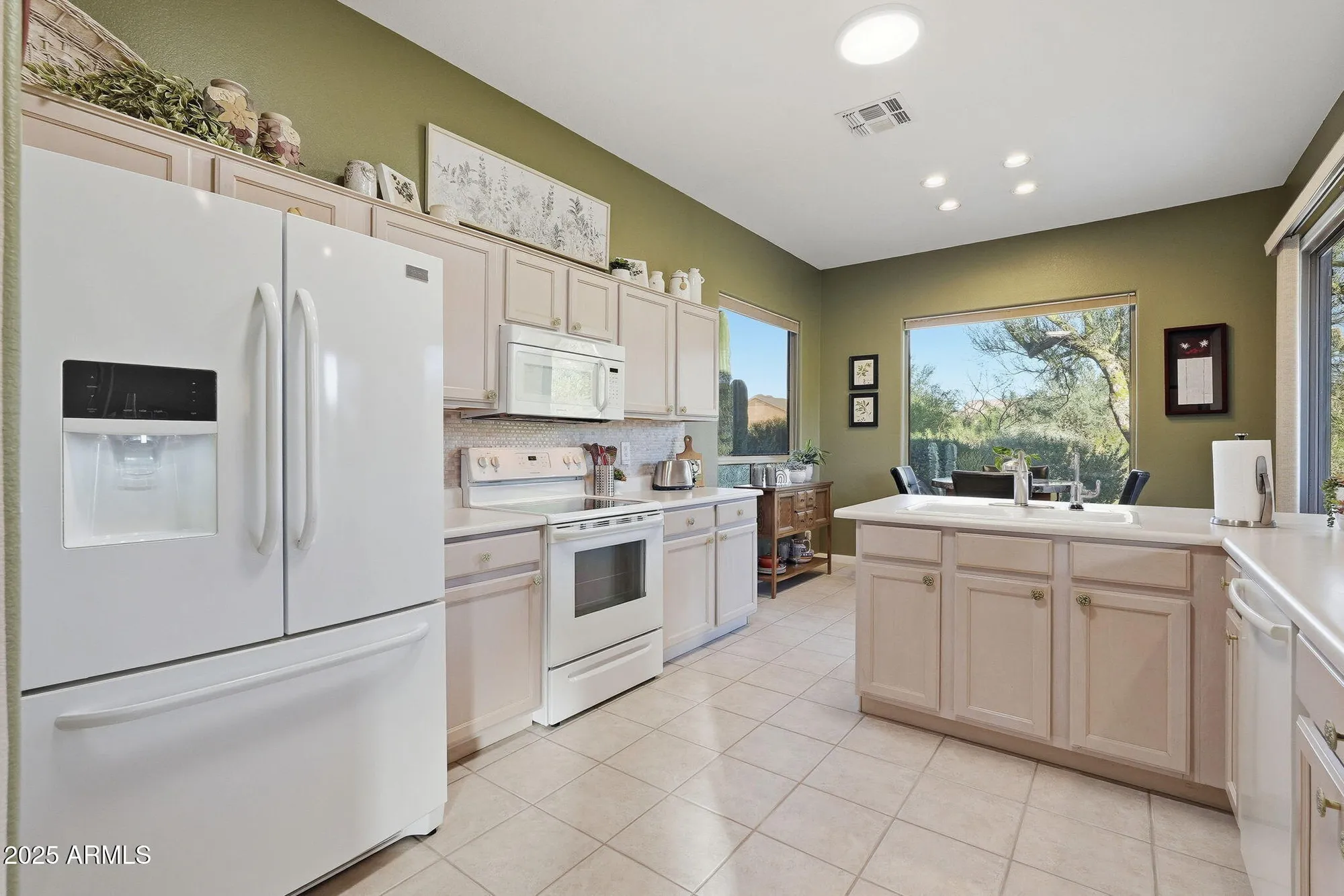 Property Slideshow image 5 of 71 | 5789 s pinnacle ln, Gold Canyon, AZ, 85118