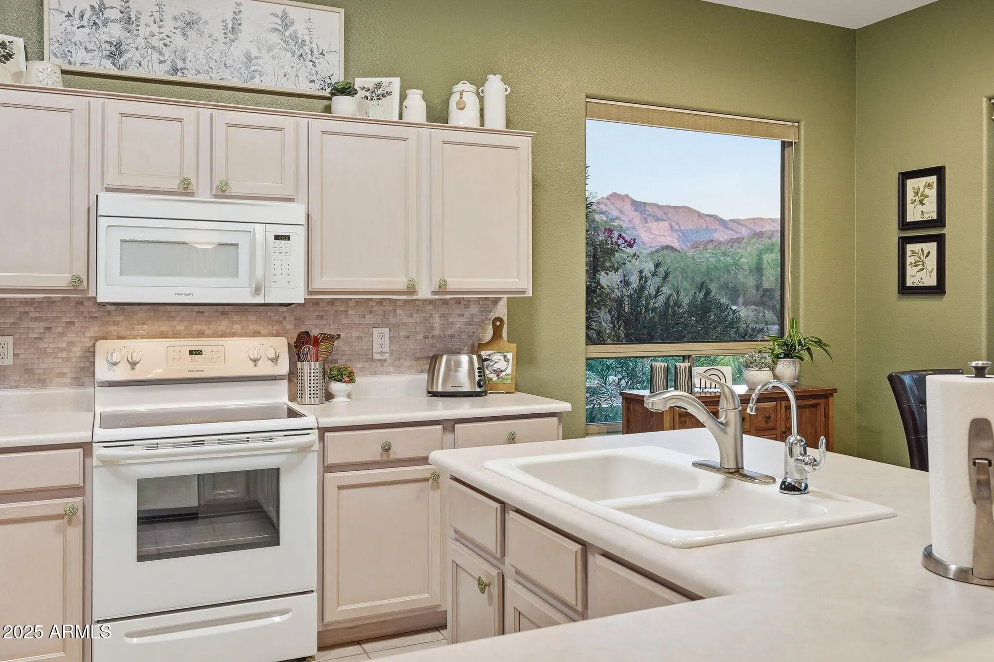 Property Slideshow image 12 of 71 | 5789 s pinnacle ln, Gold Canyon, AZ, 85118