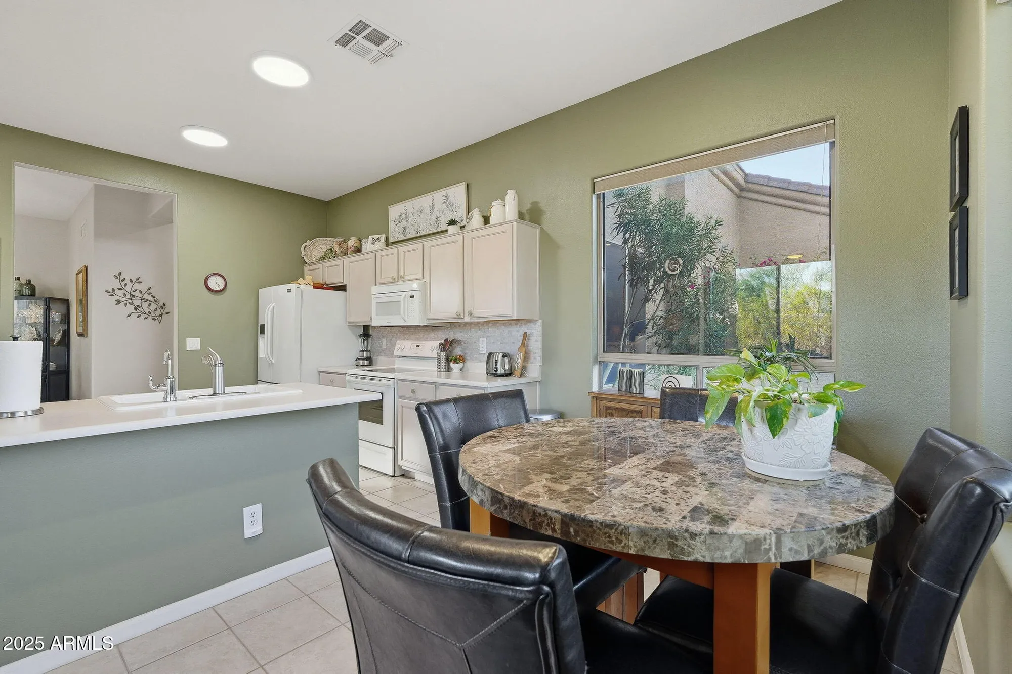 Property Slideshow image 17 of 71 | 5789 s pinnacle ln, Gold Canyon, AZ, 85118