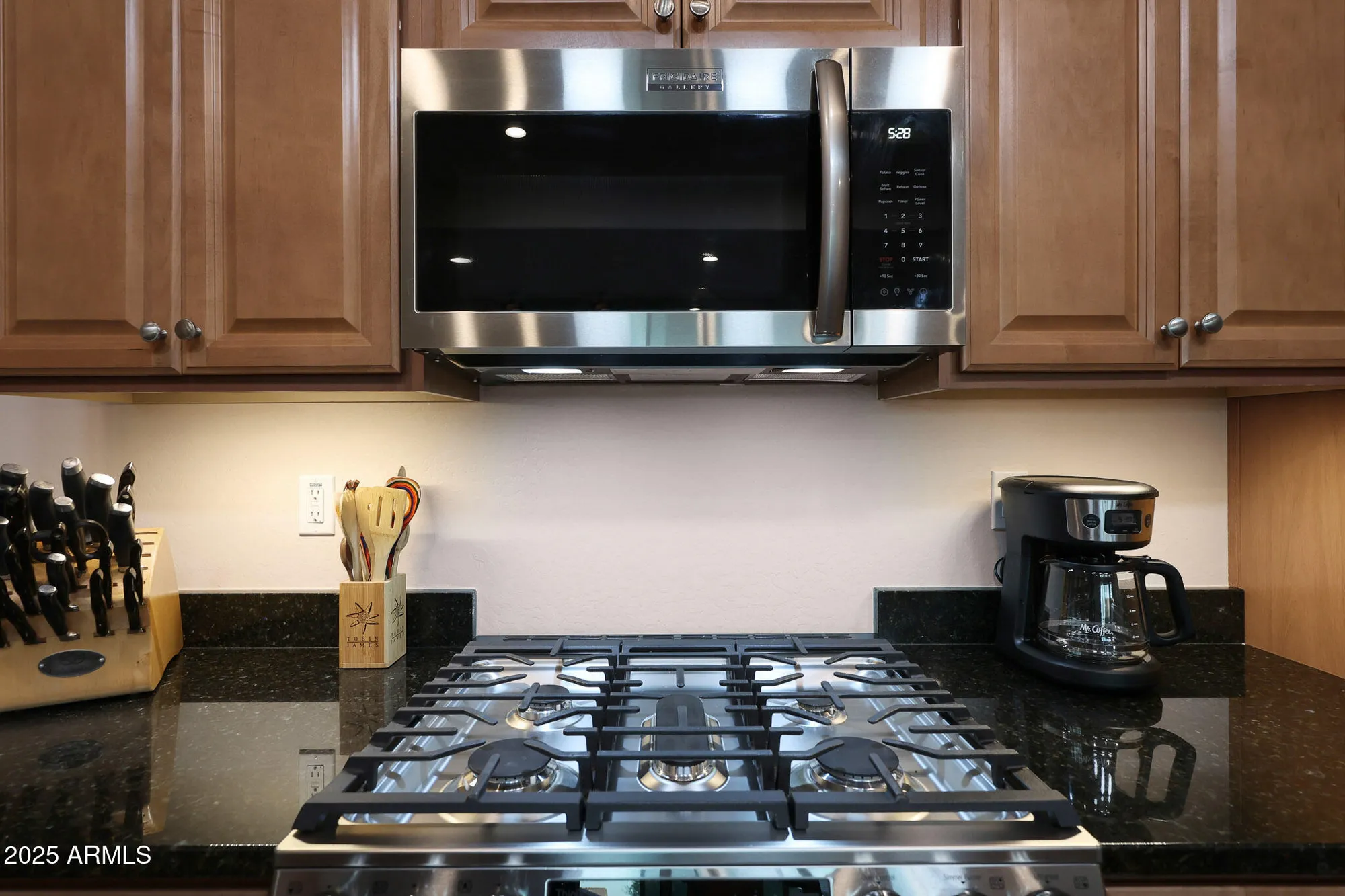 Property Slideshow image 21 of 76 | 4897 n 207th ln, Buckeye, AZ, 85396