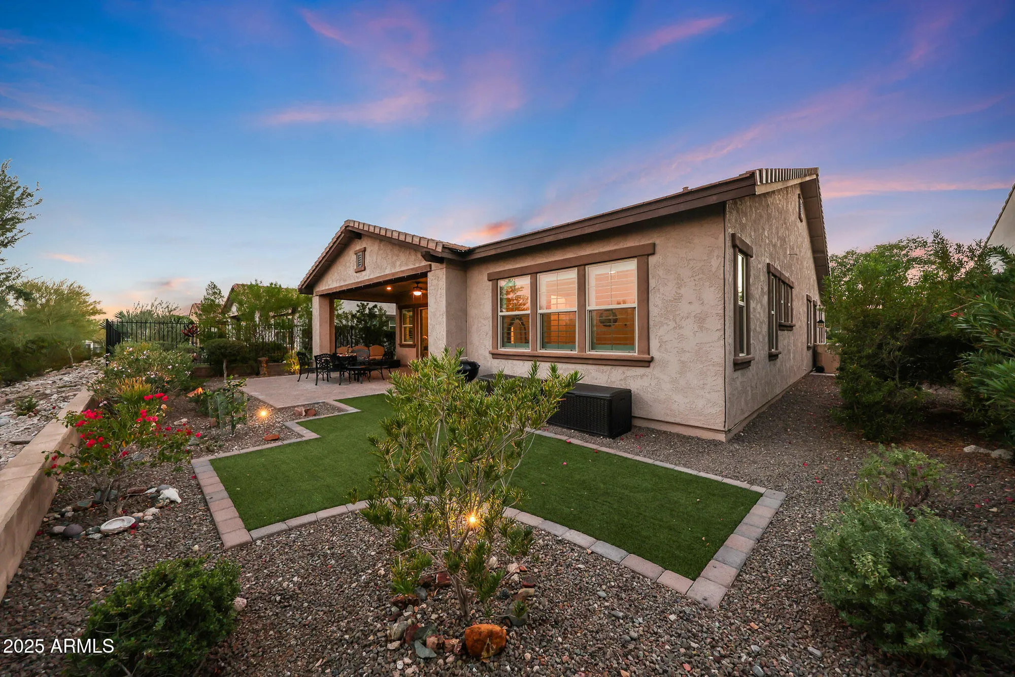 Property Slideshow image 10 of 76 | 4897 n 207th ln, Buckeye, AZ, 85396