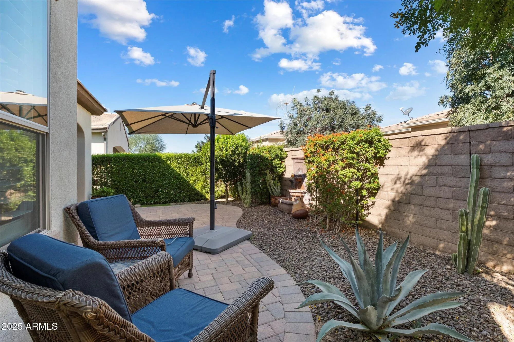 Property Slideshow image 18 of 20 | 104 e iloca ln, Queen Creek, AZ, 85140