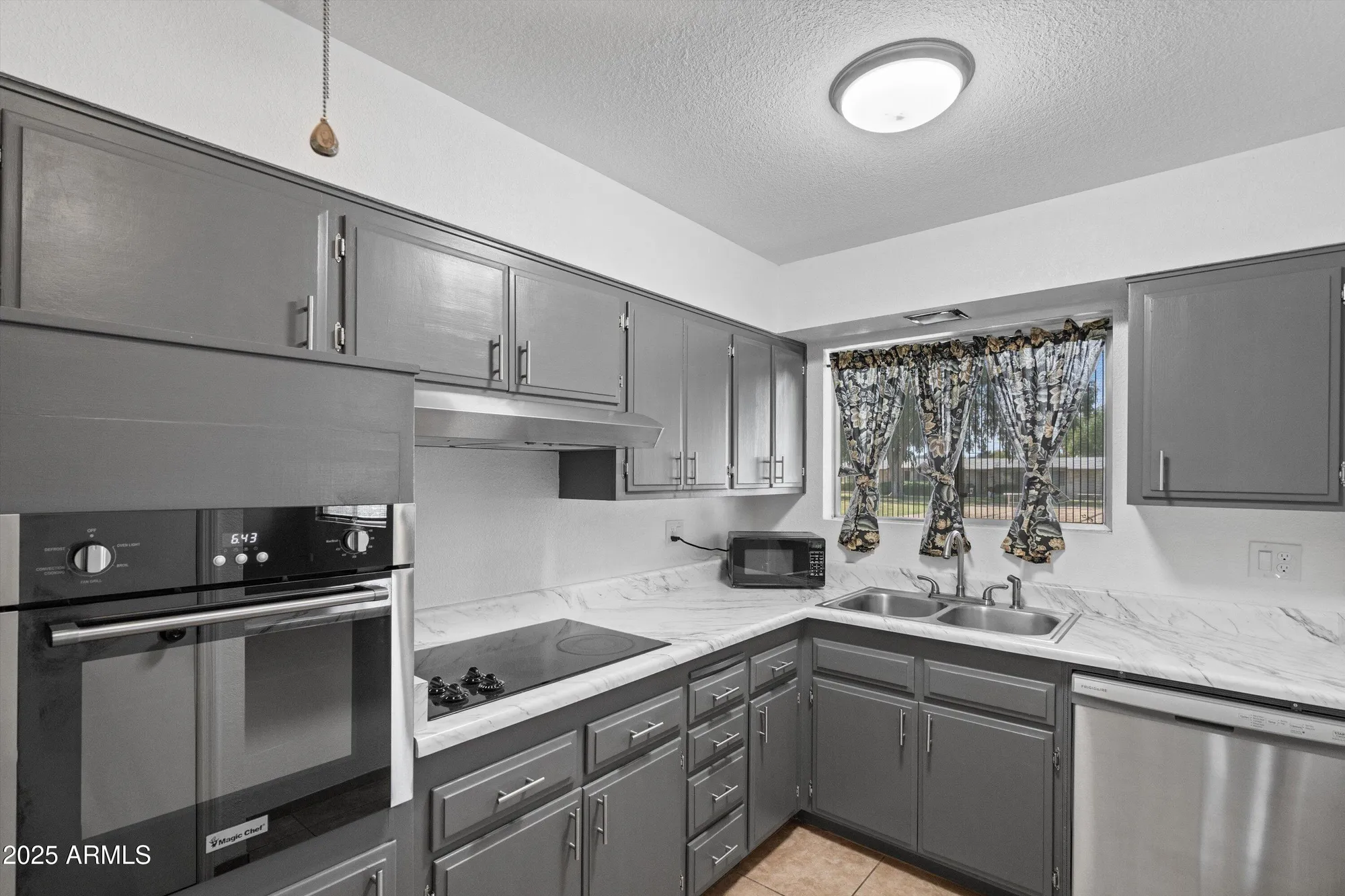Property Slideshow image 10 of 23 | 10345 w peoria ave, Sun City, AZ, 85351