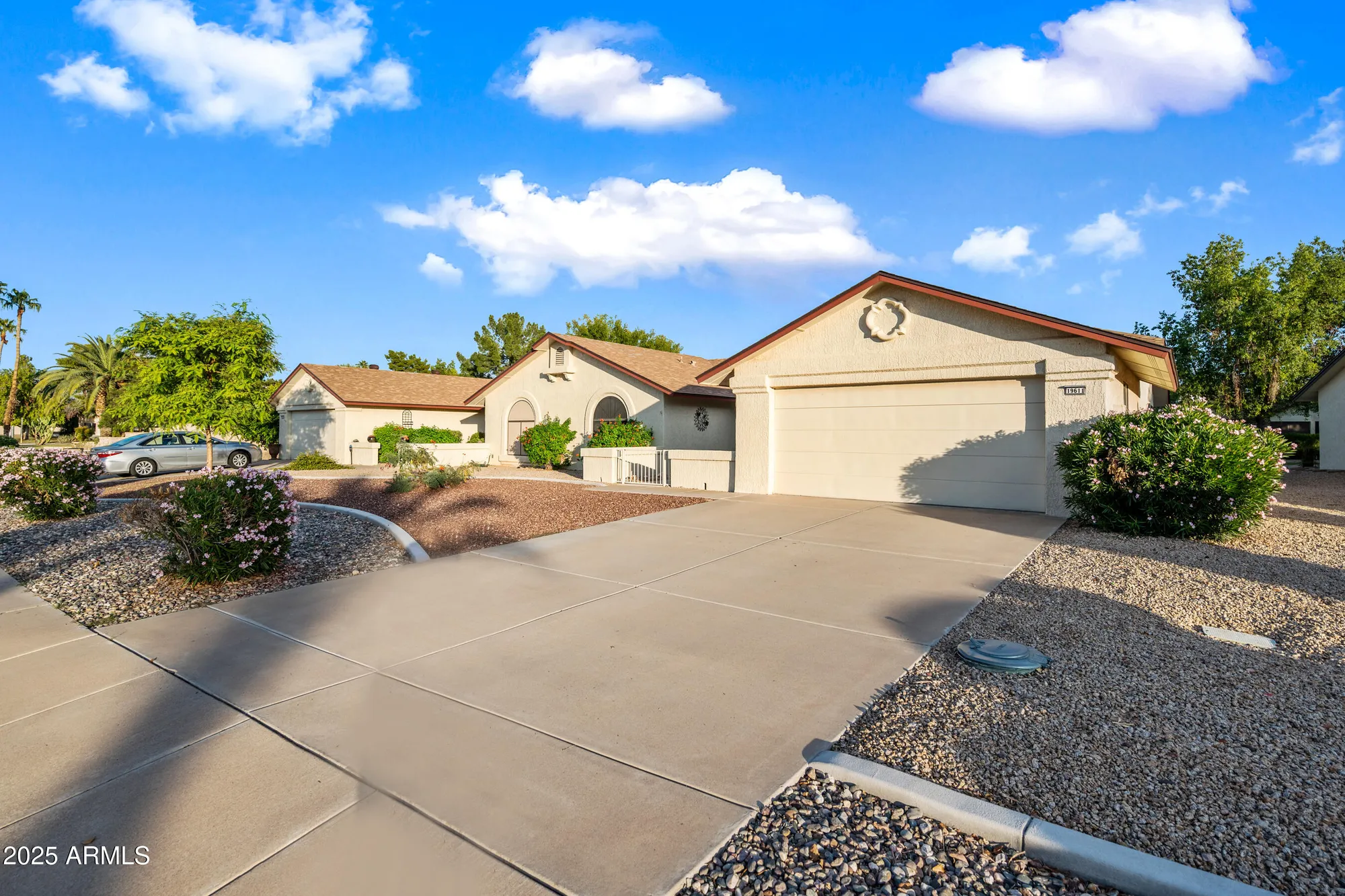 Property Slideshow image 4 of 35 | 19611 n trail ridge dr, Sun City West, AZ, 85375