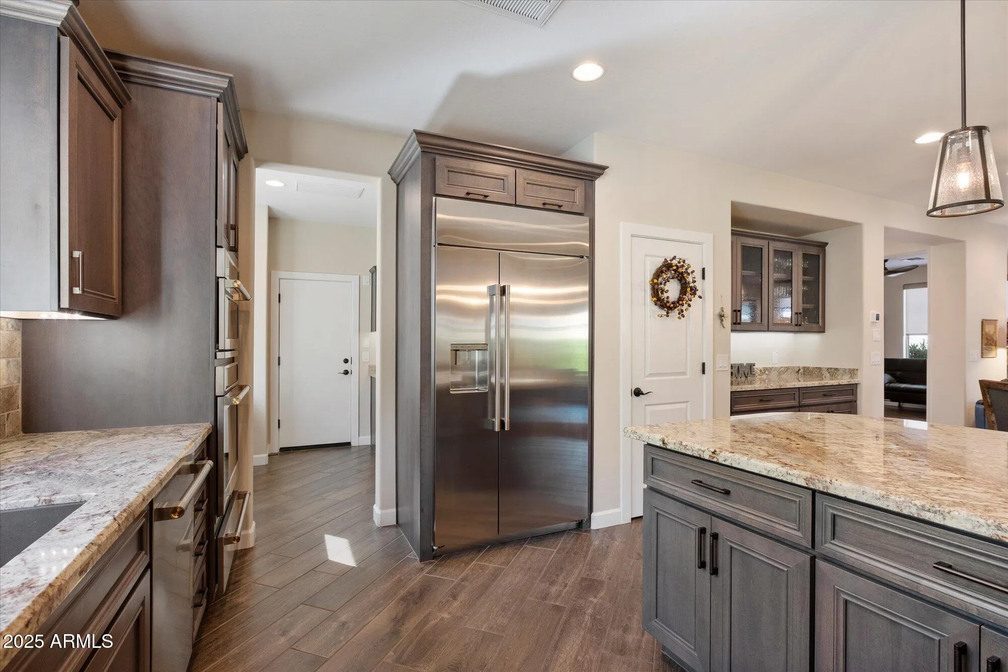 Property Slideshow image 8 of 20 | 104 e iloca ln, Queen Creek, AZ, 85140