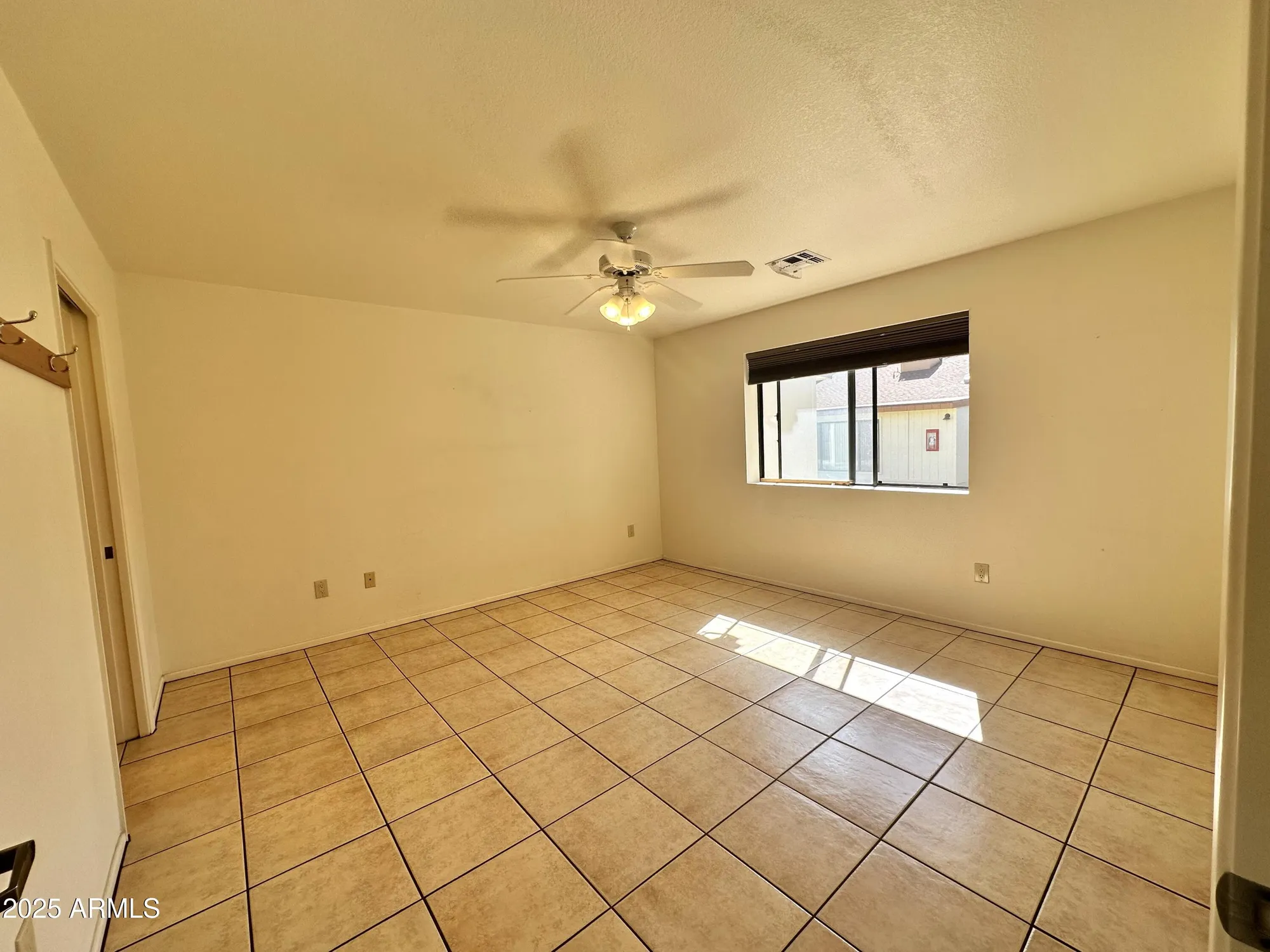 Property Slideshow image 9 of 20 | 8261 e keats ave 396, Mesa, AZ, 85209