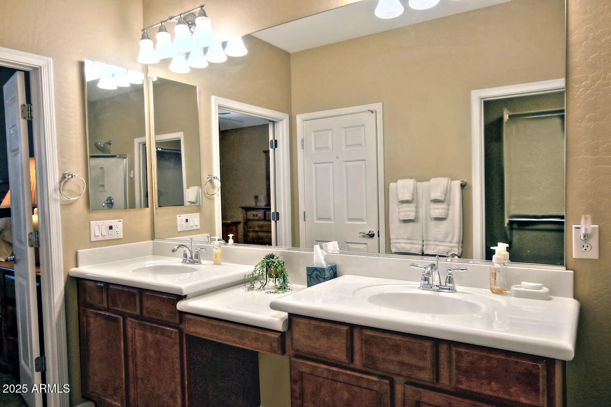 Property Slideshow image 30 of 89 | 7382 w silver spring way, Florence, AZ, 85132