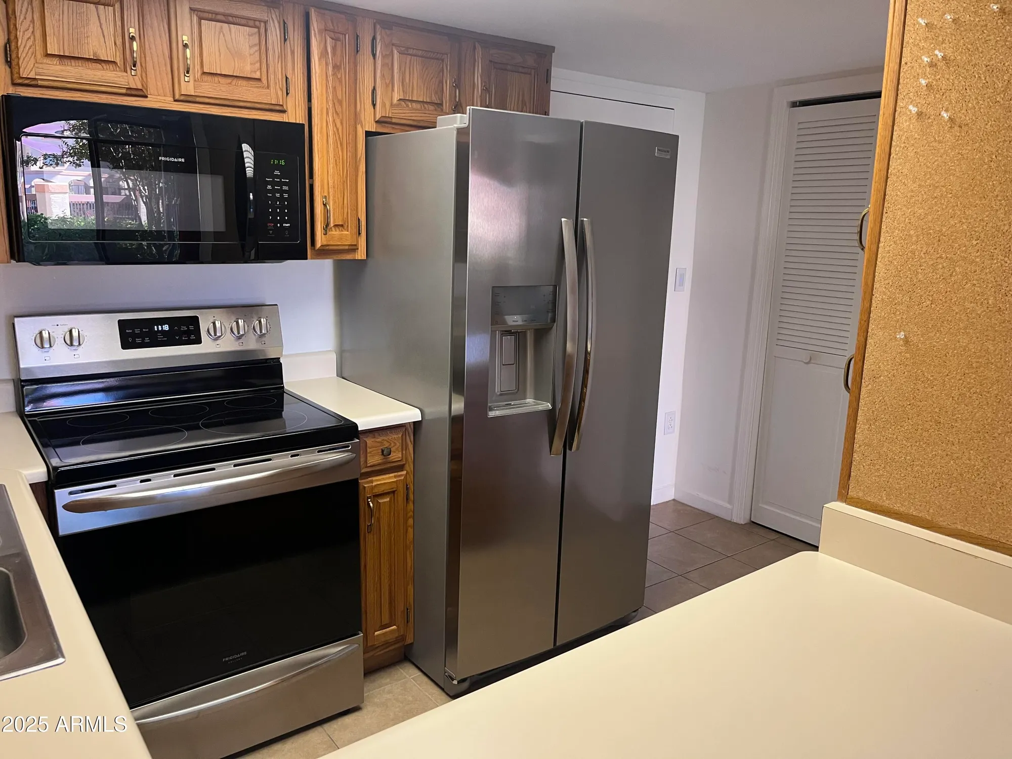 Property Slideshow image 4 of 23 | 10330 w thunderbird blvd c102, Sun City, AZ, 85351