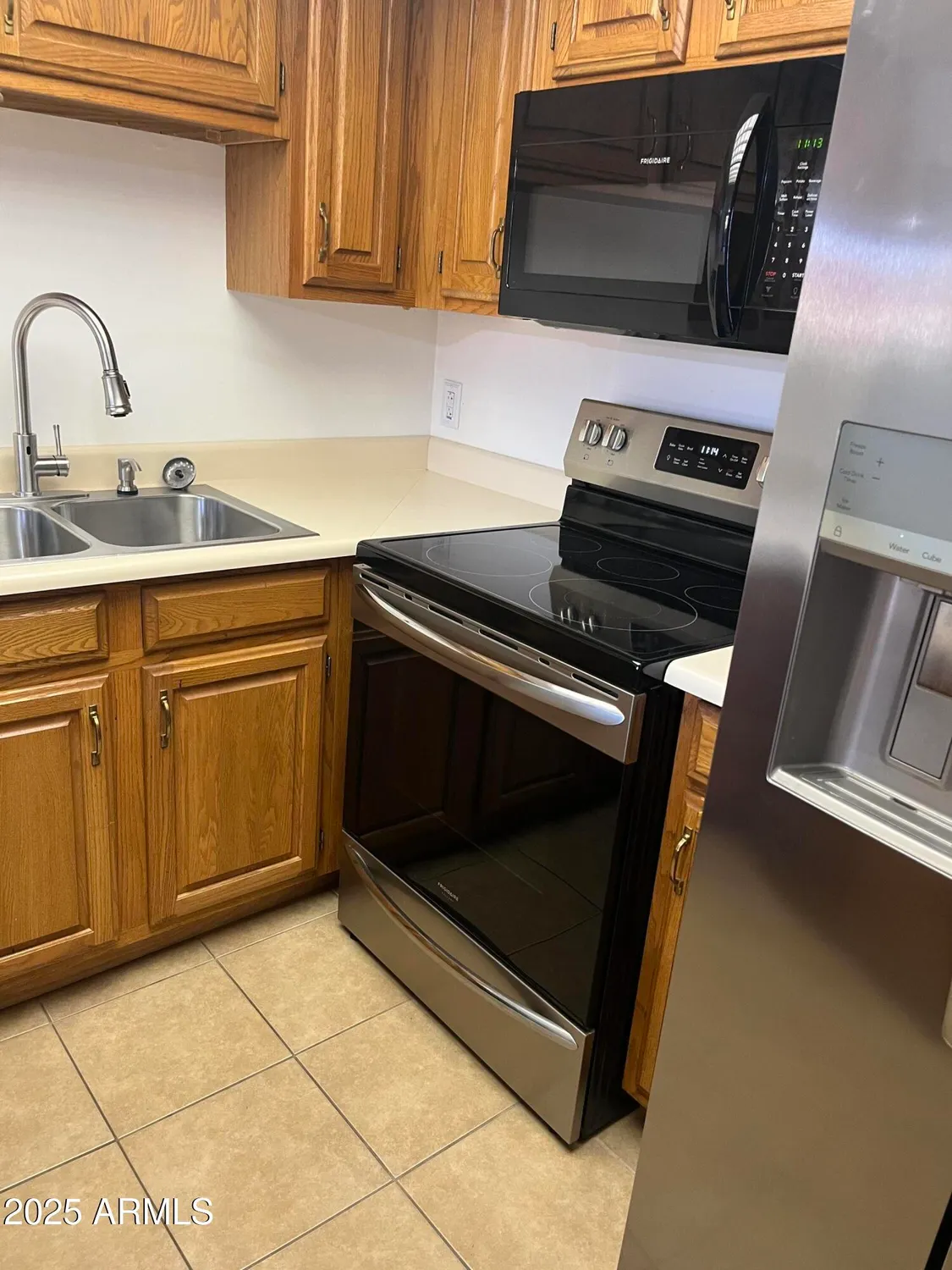 Property Slideshow image 5 of 23 | 10330 w thunderbird blvd c102, Sun City, AZ, 85351