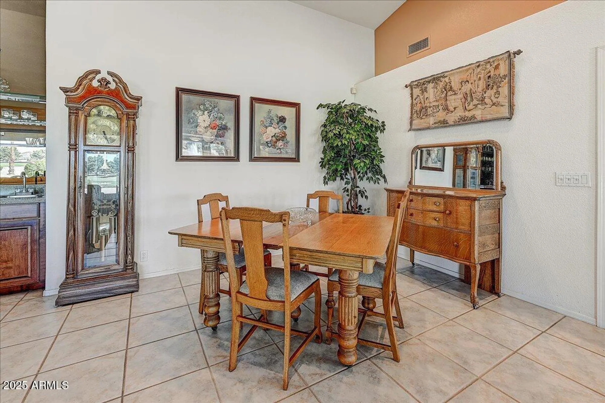 Property Slideshow image 11 of 42 | 8502 w topeka dr, Peoria, AZ, 85382