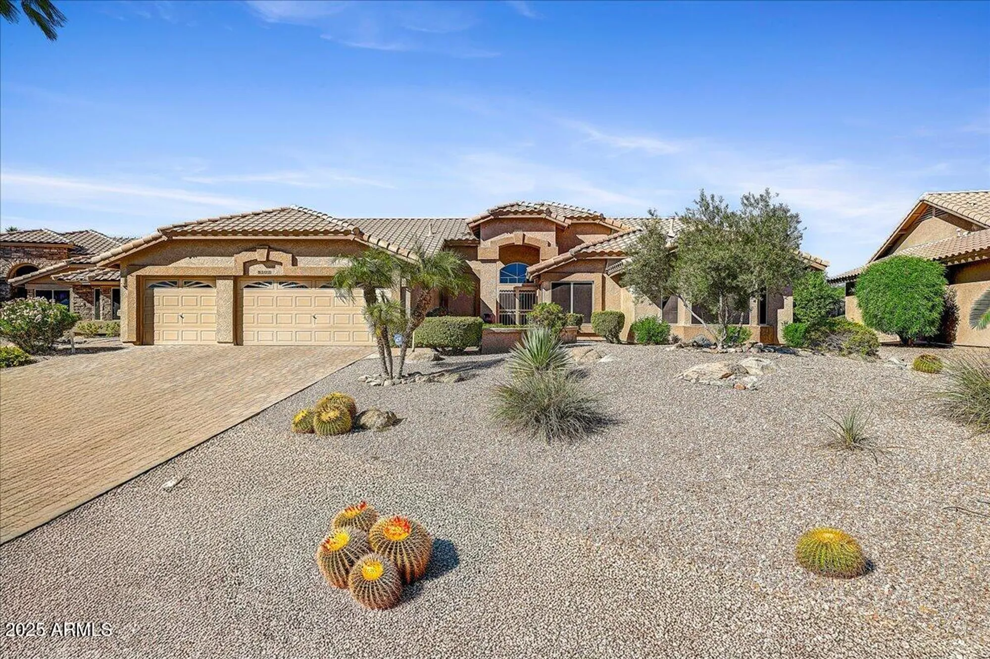 Property Slideshow image 2 of 42 | 8502 w topeka dr, Peoria, AZ, 85382