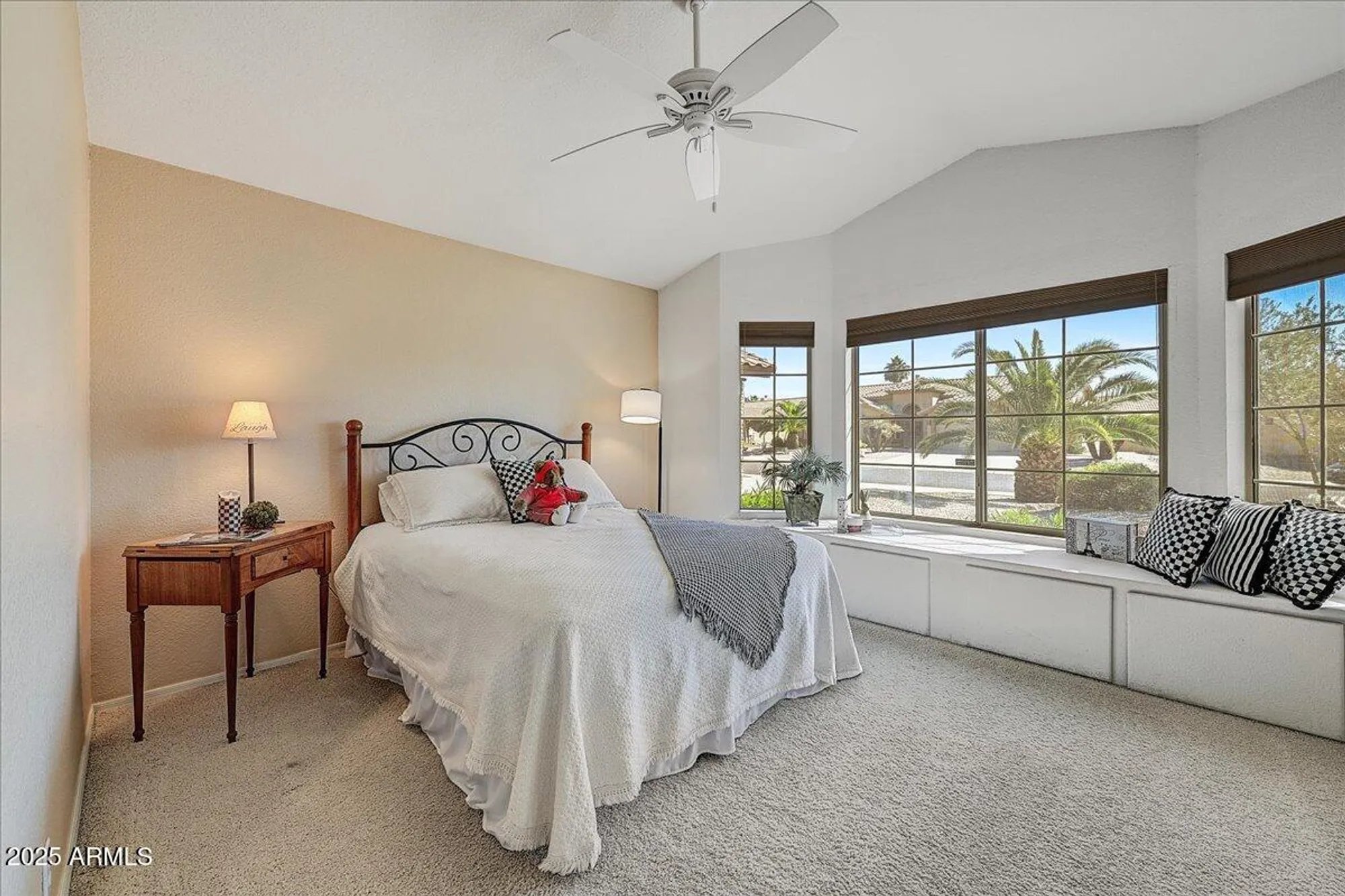 Property Slideshow image 22 of 42 | 8502 w topeka dr, Peoria, AZ, 85382